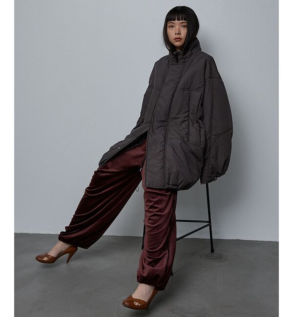 NOMINE「モンスターパーカー」|ダウン|