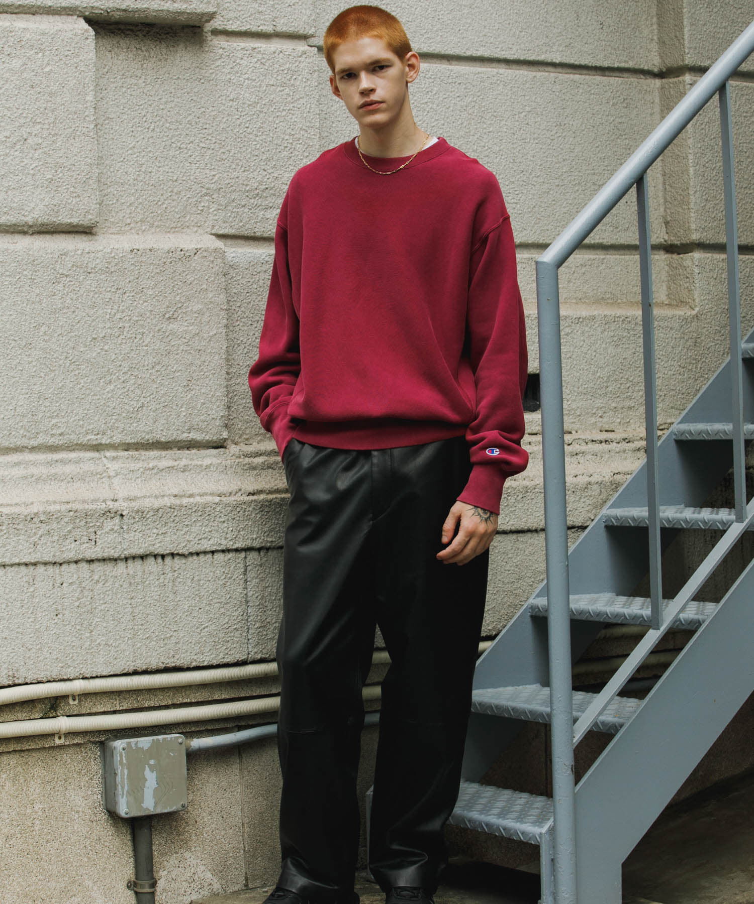 URBAN RESEARCH「『別注』CHAMPION&times;URBAN RESEARCH　SNOW POWDER WASH CREW-NECK」|スウェット・ジャージ|