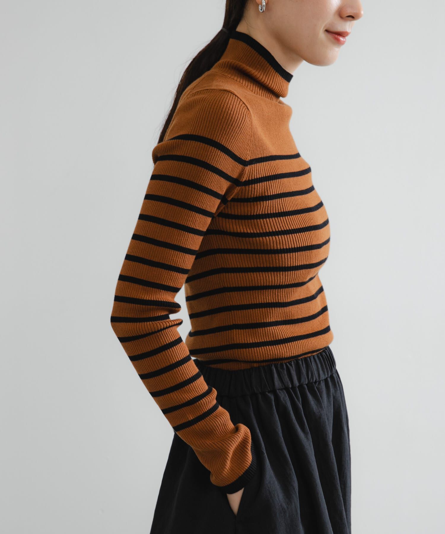 URBAN RESEARCH「『UR TECH』ハイネックリブニット」|ニット・セーター|