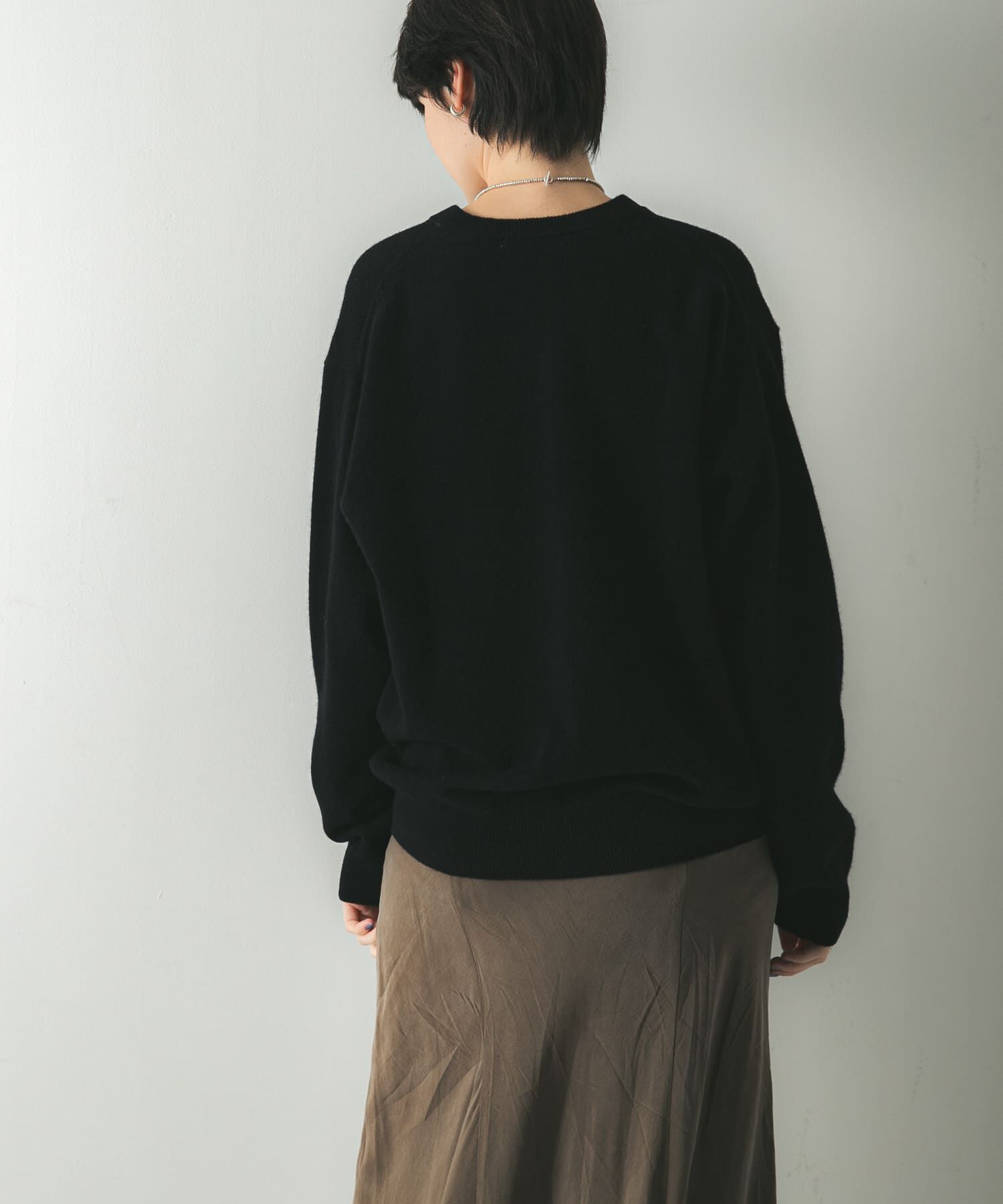 URBAN RESEARCH「ウール100 Vネックルーズソフトニット」|ニット・セーター|