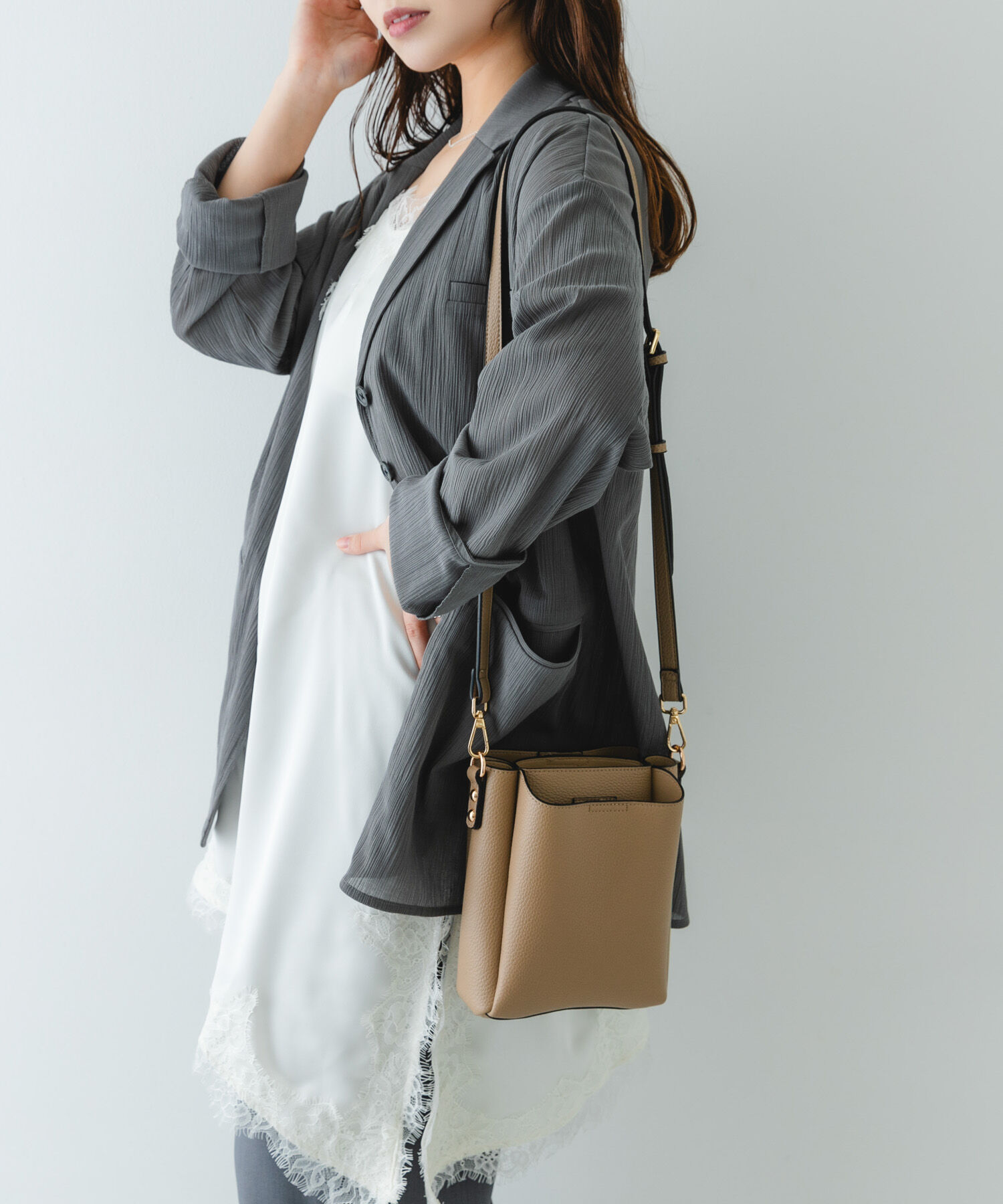 RODE SKO「フロントポケットタテナガショルダーバッグ」|ショルダー・メッセンジャー|ベージュ