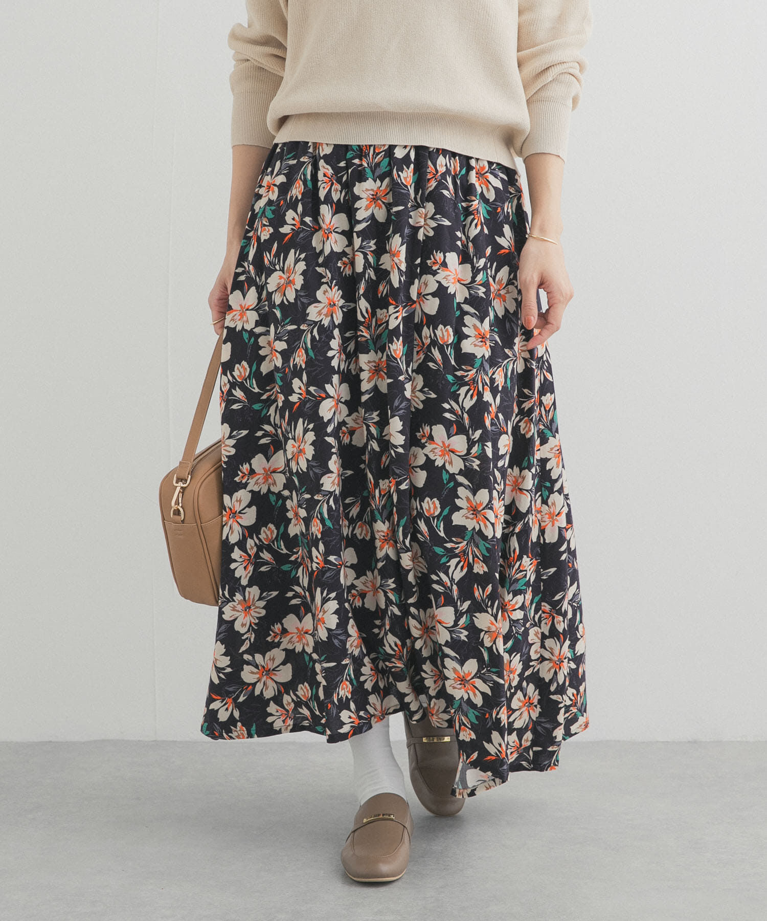 URBAN RESEARCH DOORS「レーヨンフラワープリントスカート」|スカート|