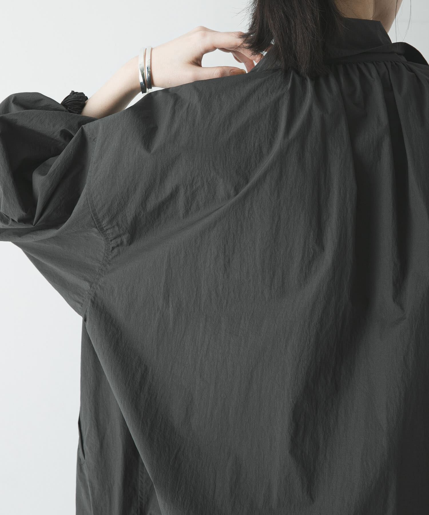 URBAN RESEARCH「撥水ナイロンギャザーブルゾン」|ブルゾン・スタジャン|