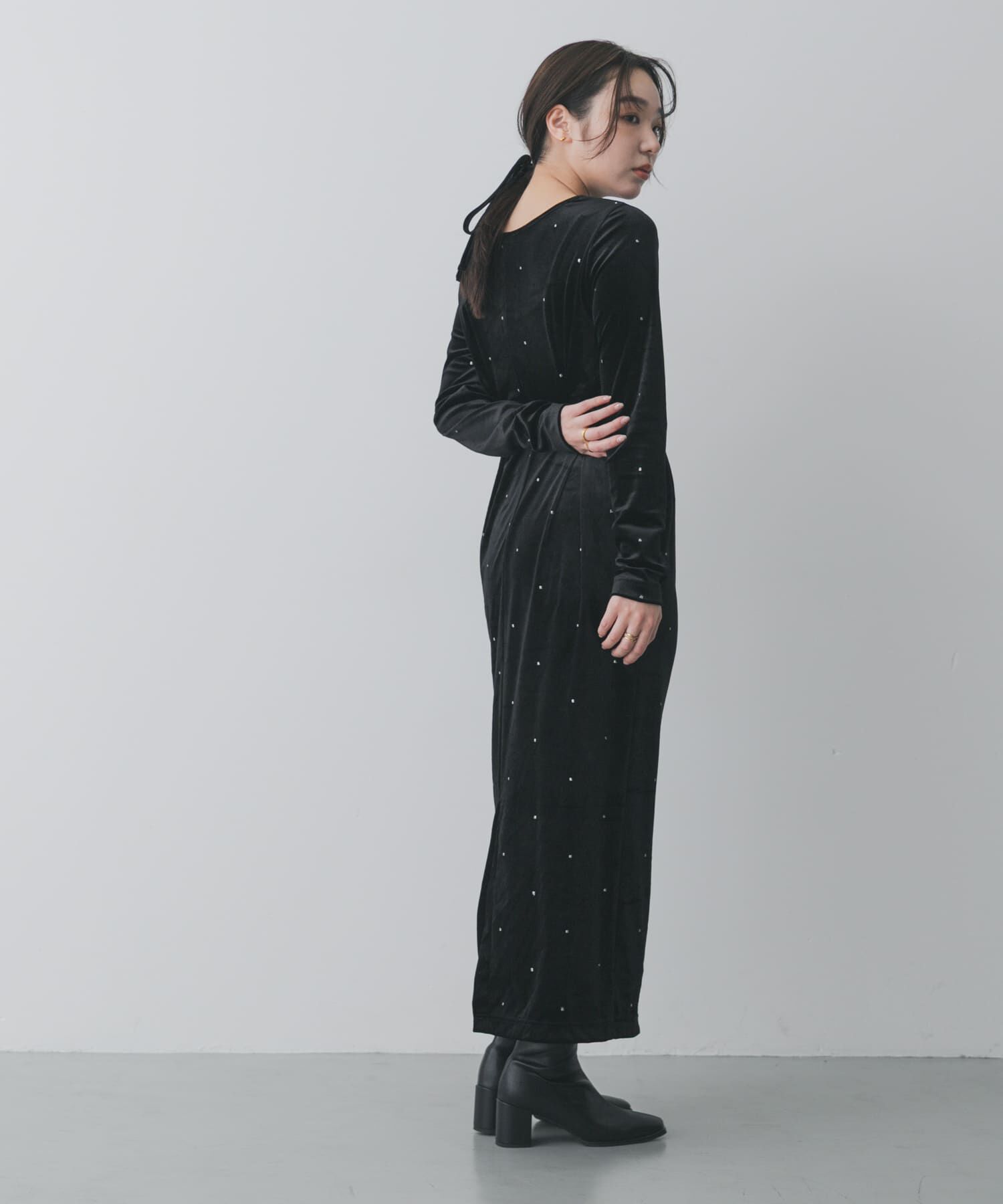 SENSE OF PLACE by URBAN RESEARCH「ドットシシュウベロアワンピース」|ワンピース|