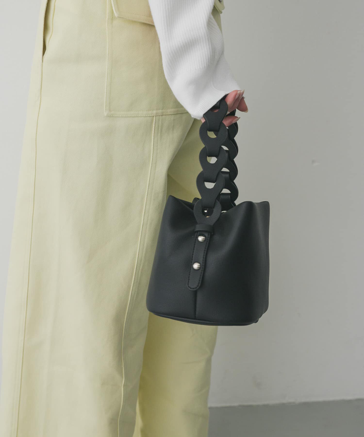 SENSE OF PLACE by URBAN RESEARCH「チェーンハンドルパフバッグ」|ショルダー・メッセンジャー|