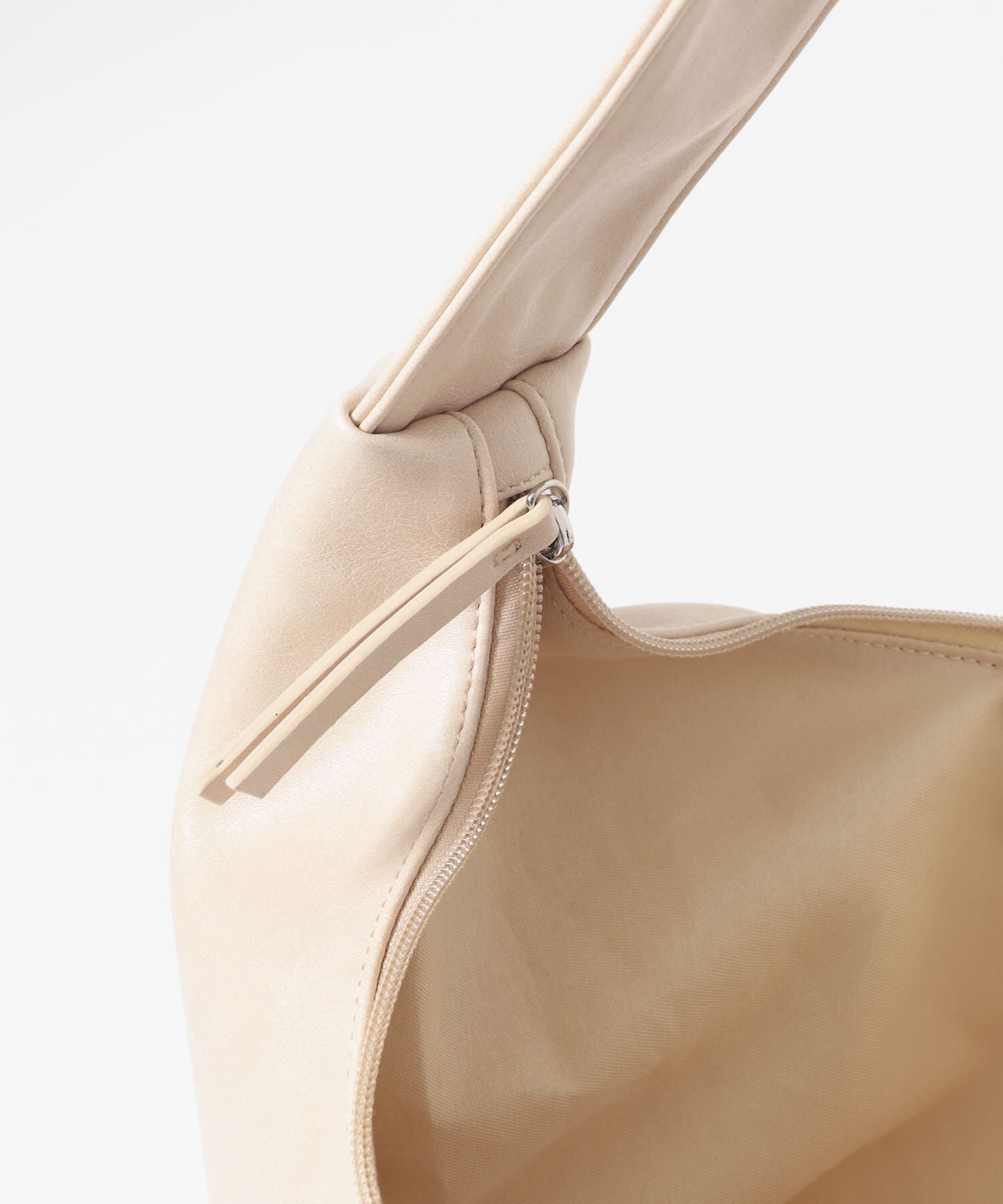 SENSE OF PLACE by URBAN RESEARCH「クロワッサンショルダーバッグ」|ショルダー・メッセンジャー|