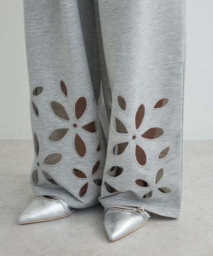 AnriettMusee「フラワーくり抜き刺繍スウェットワイドパンツ」|その他|