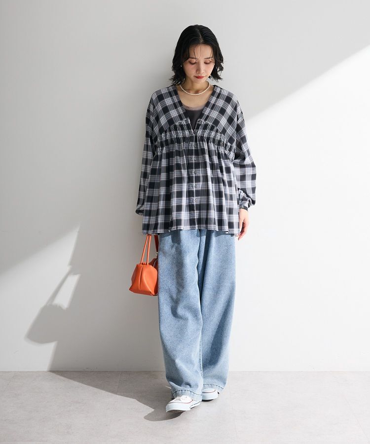 Green Parks「【しゃれシャツ】イージーケアVネックチェックブラウス」|シャツ・ブラウス|