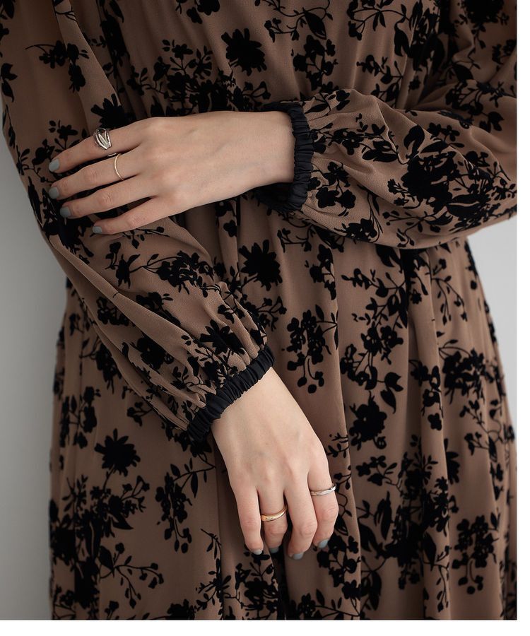 YECCA VECCA「ボタニカル柄フロッキープリントワンピース」|ワンピース|