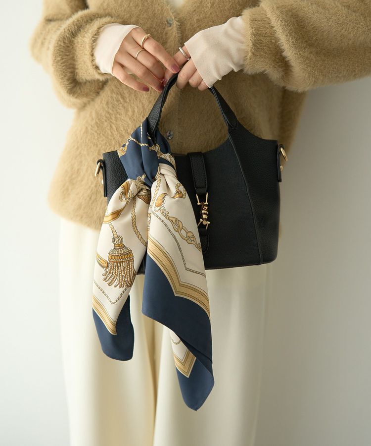 YECCA VECCA「タッセル柄スカーフ」|バンダナ・スカーフ|Navy