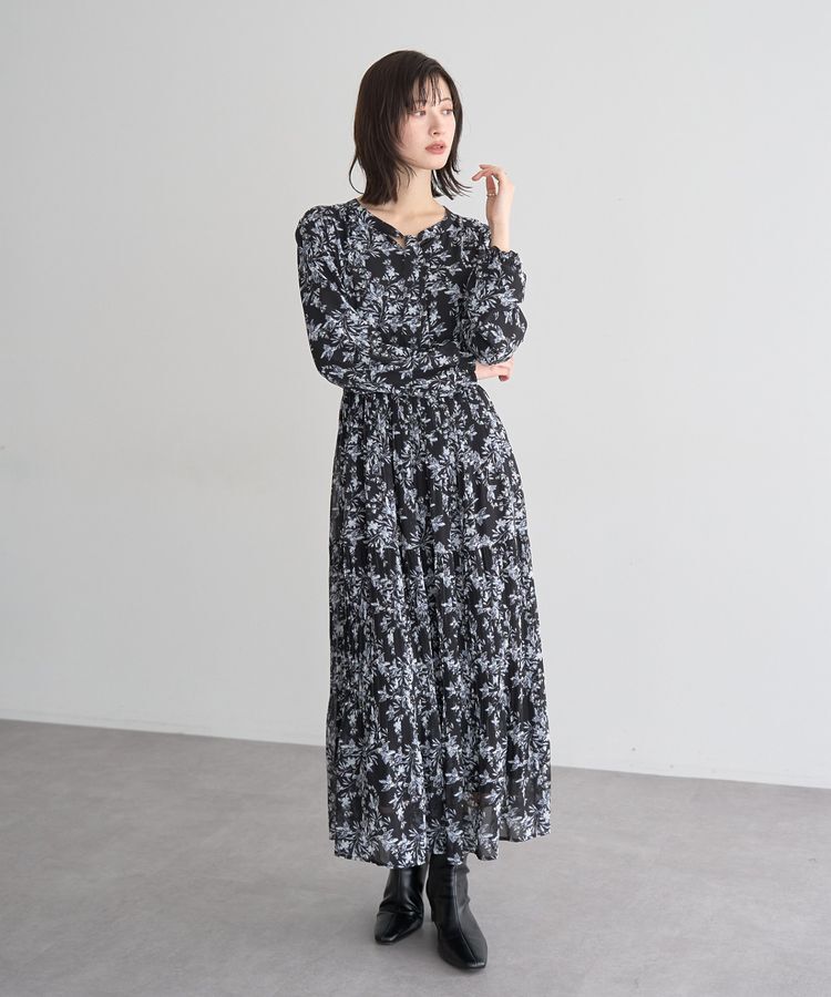 YECCA VECCA「ボタニカル柄ボウタイプリーツワンピース」|ワンピース|