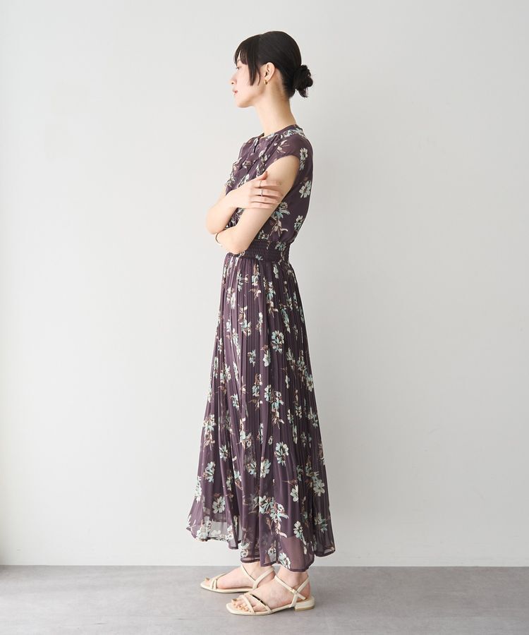 YECCA VECCA「フラワー柄フリルプリーツワンピース」|ワンピース|