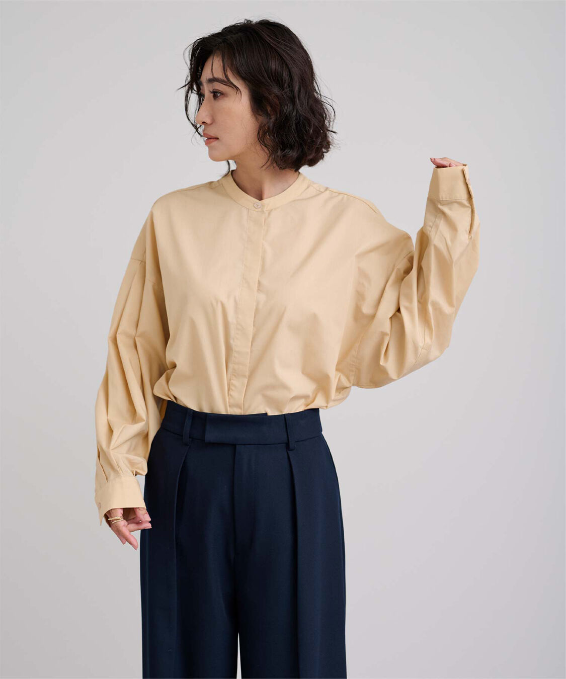 ur's「ボリューム袖ブラウス」|シャツ・ブラウス|