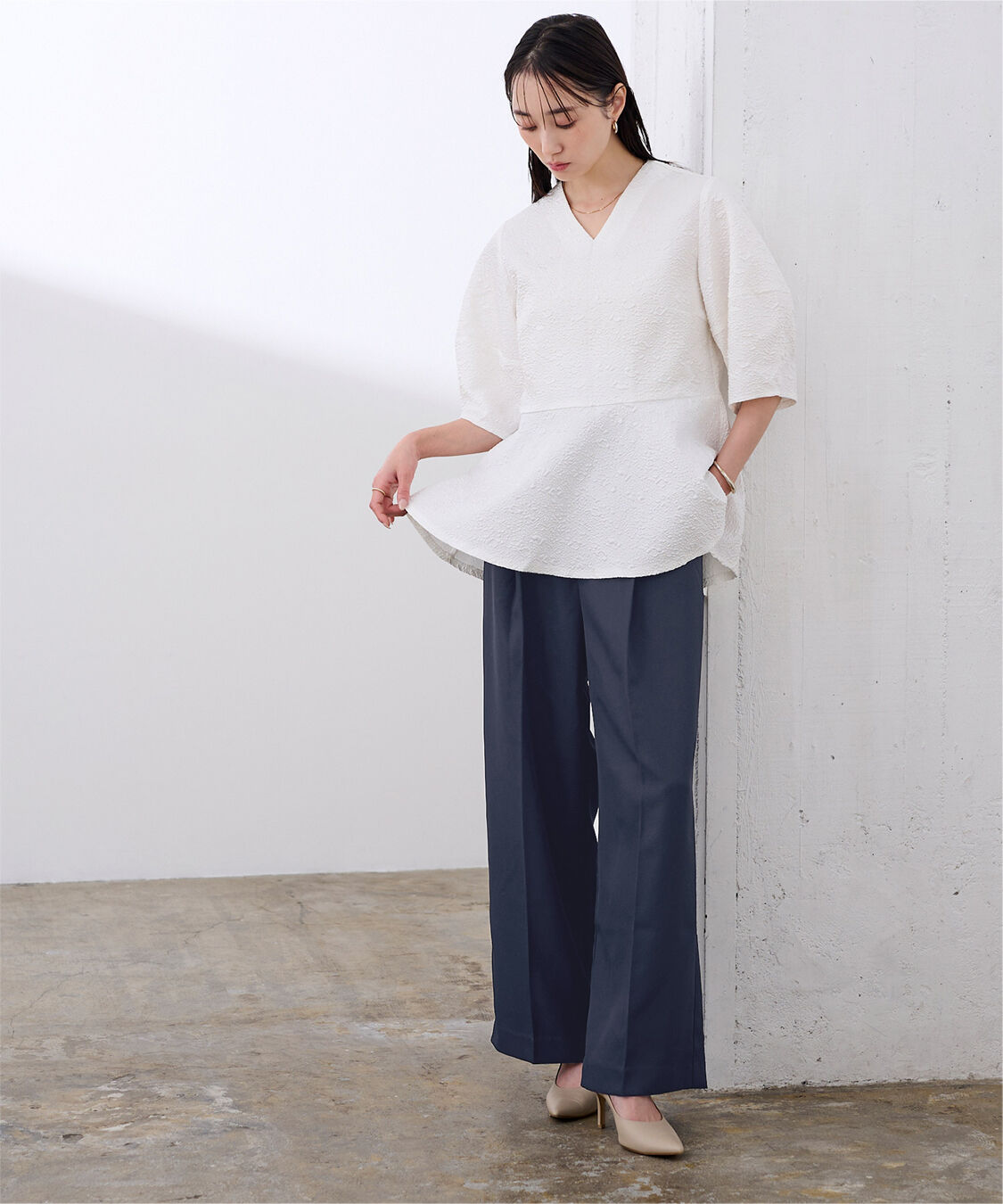 ur's「美シルエットワンタックワイドパンツ」|スラックス|