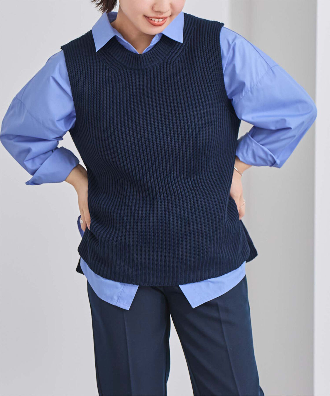 ur's「ローゲージニットベスト」|ニット・セーター|ネイビー