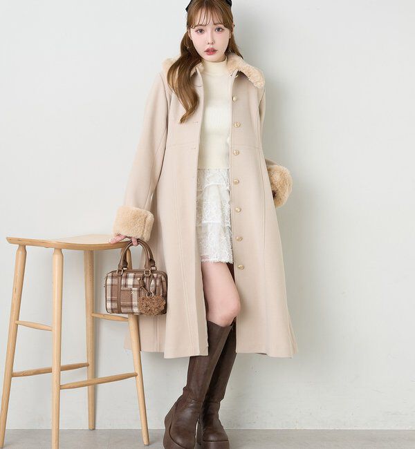  「【サイズ展開あり】襟/袖ファーマルチリボンロングコート」|その他|