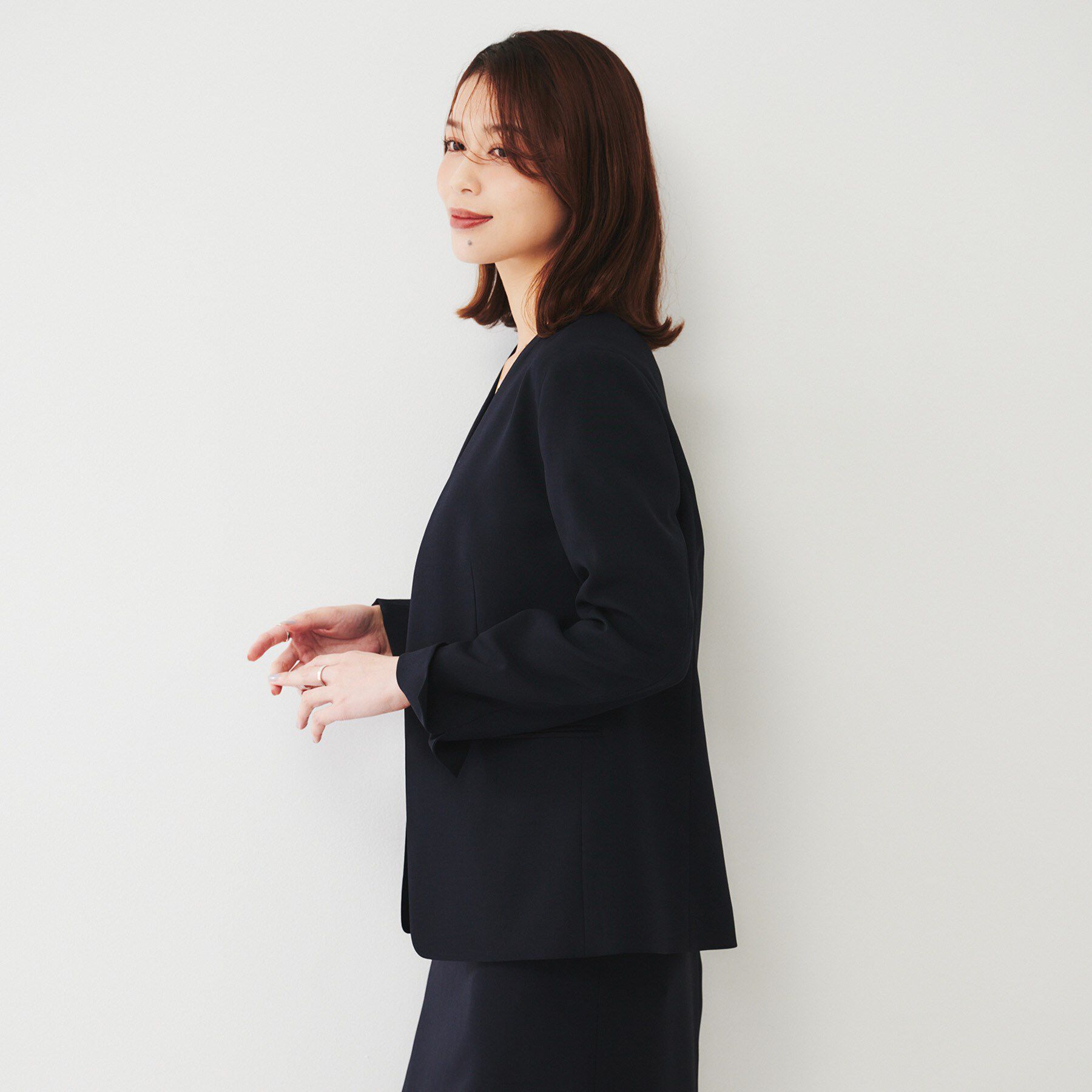 UNTITLED「【通勤スーツ】ライトウェイト カラーレスジャケット」|ノーカラージャケット|