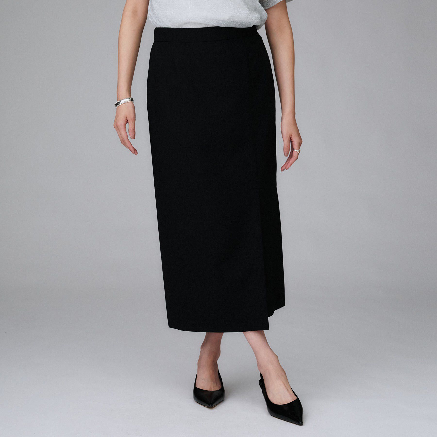 UNTITLED「【セットアップ可/洗える】スラブナロースカート」|スカート|ブラック(019)