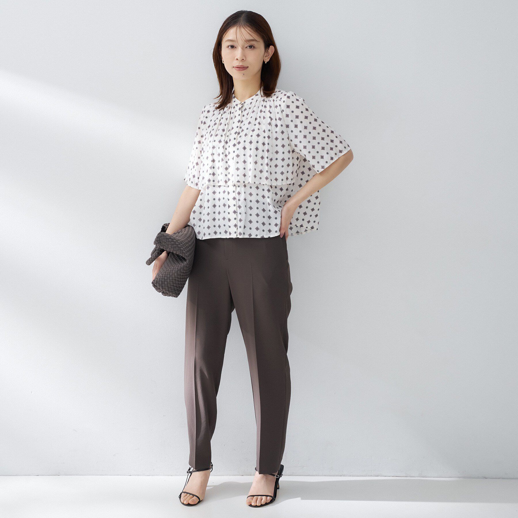 UNTITLED「コモンプリントブラウス」|シャツ・ブラウス|