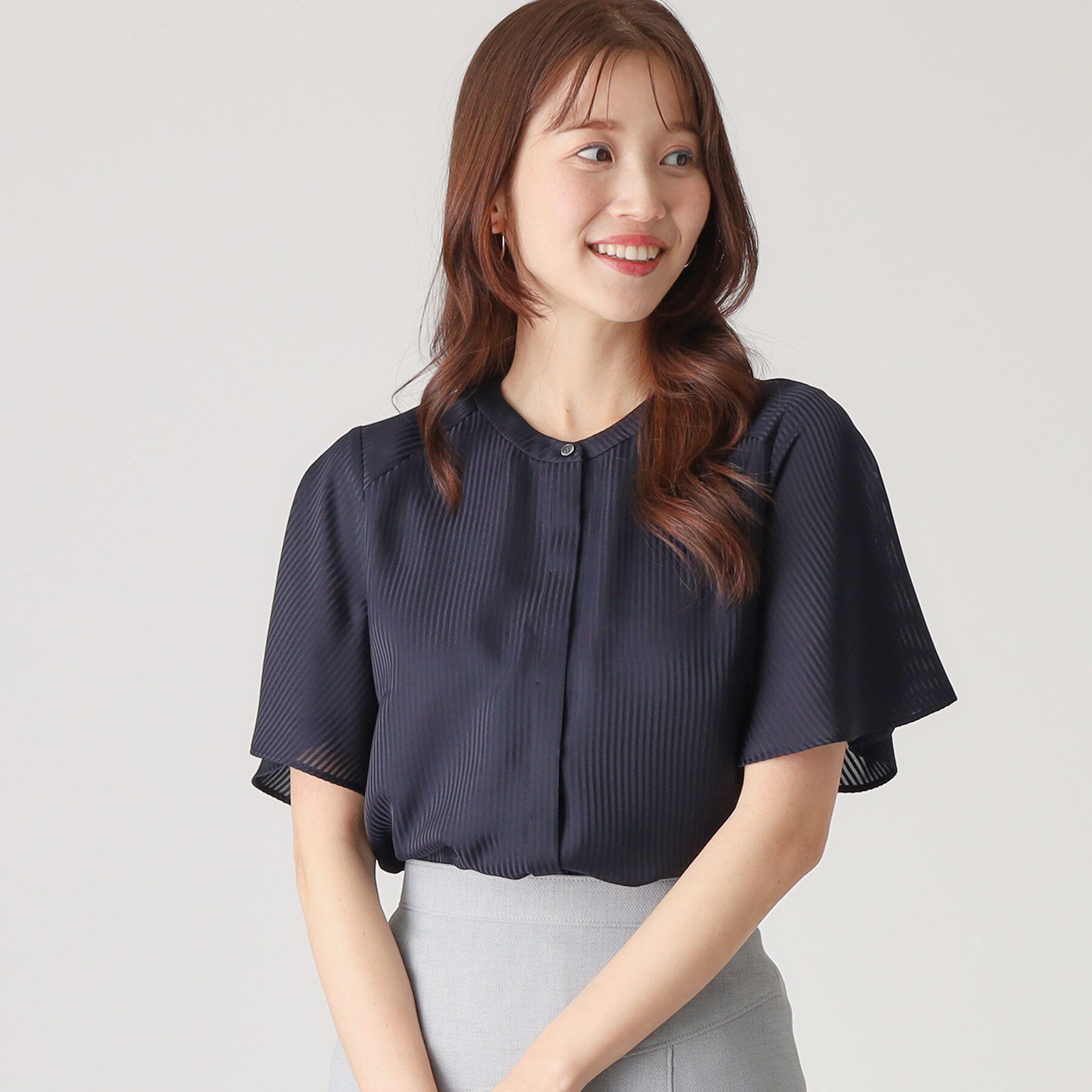 COUP DE CHANCE「【洗える／ストライプ柄】フレア袖ブラウス」|シャツ・ブラウス|ネイビー(394)