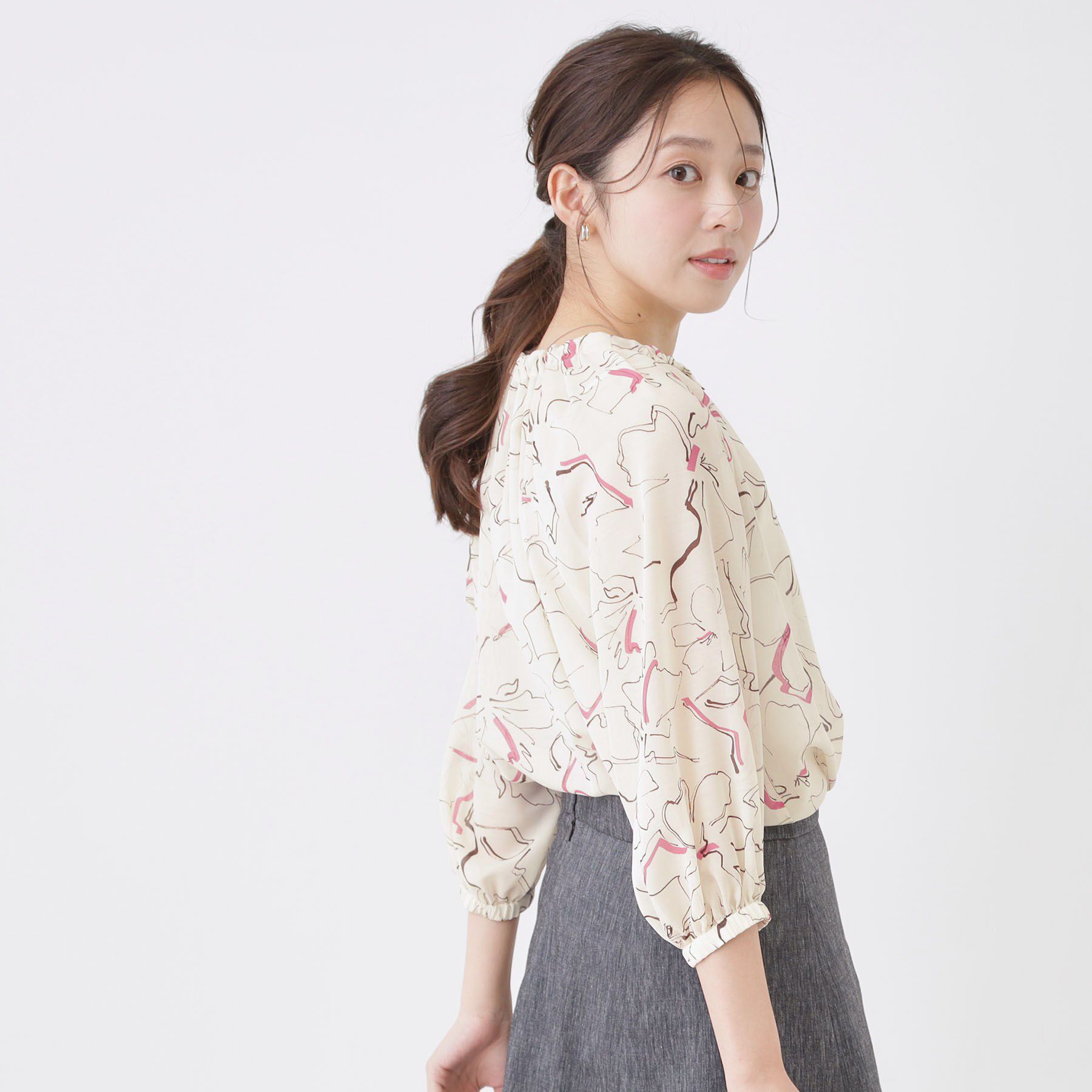 COUP DE CHANCE「【手洗い可/通勤服】シアーローン花柄ブラウス」|シャツ・ブラウス|