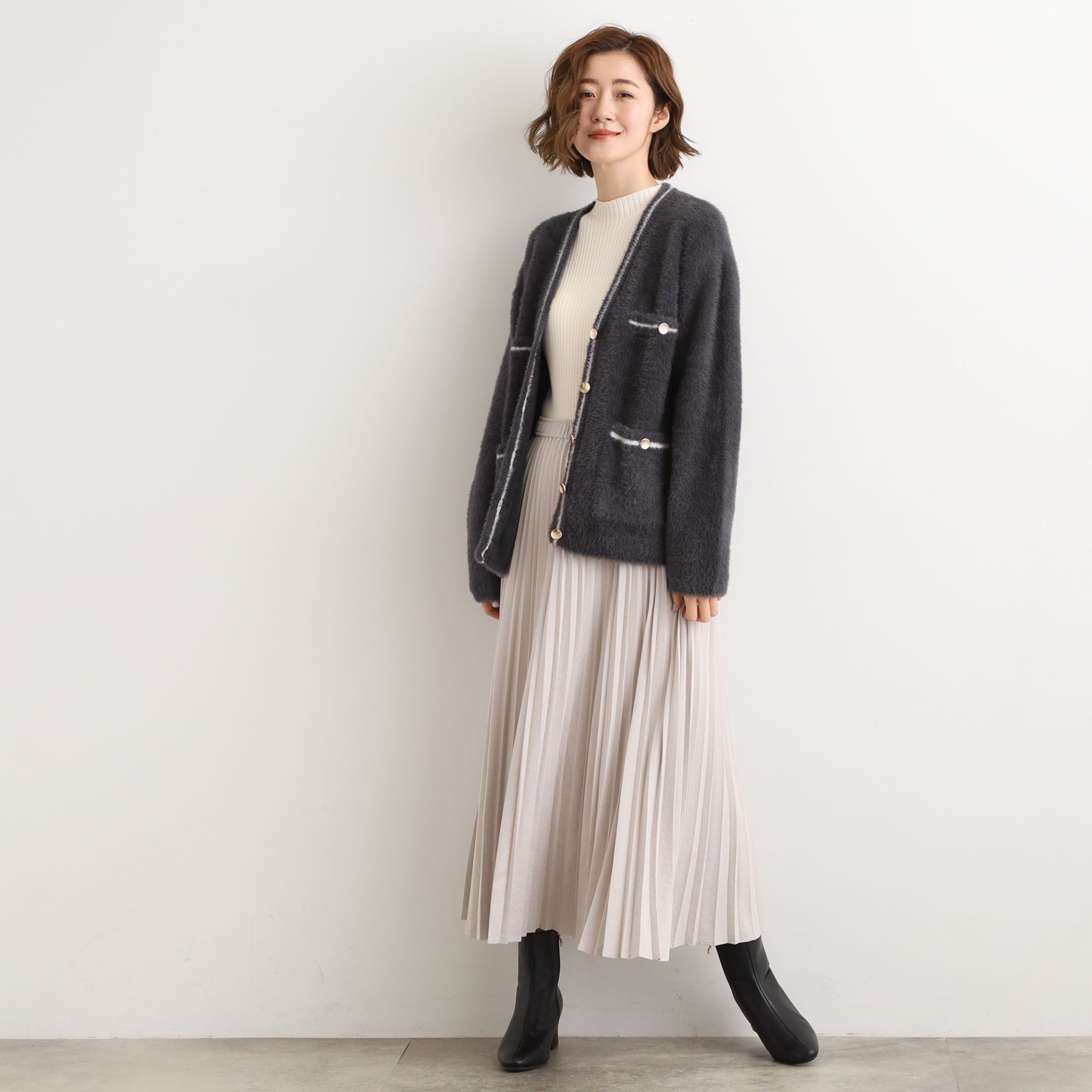 grove「軽やかフェザーで魅せる、クラシカルな主役カーディガン」|カーディガン|