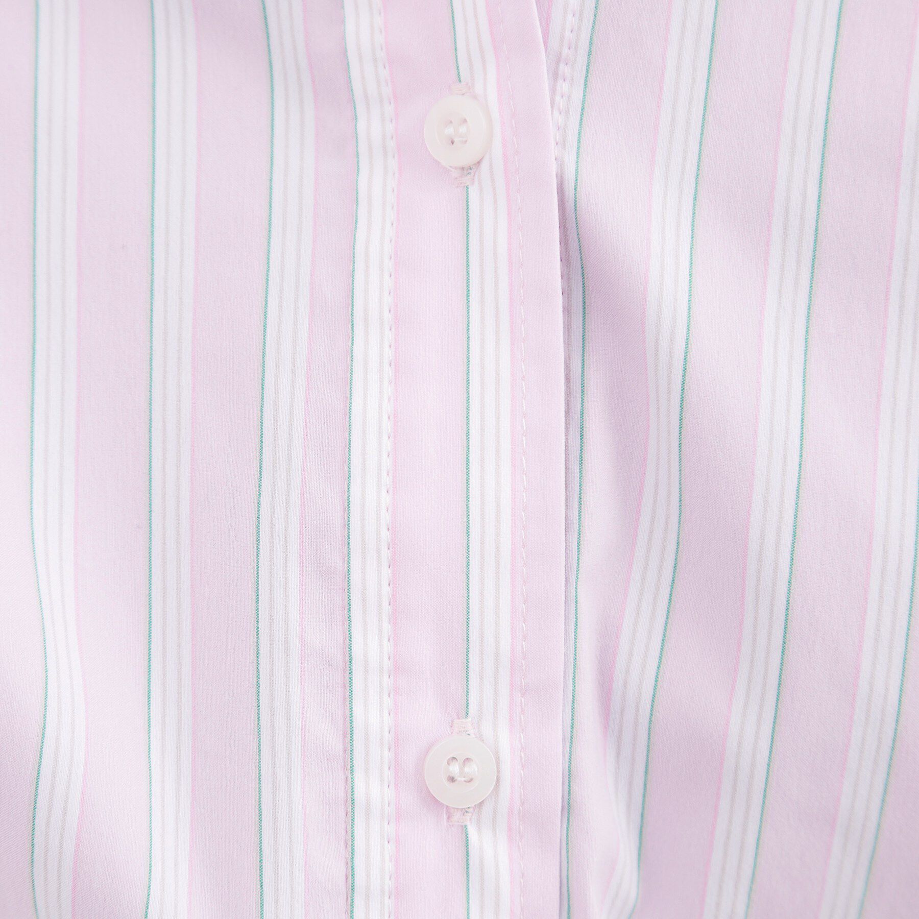 grove「【貴島明日香さん着用】一度着たら手放せない、驚きの伸びを備えたコットンナイロンストレッチシャツ」|シャツ・ブラウス|