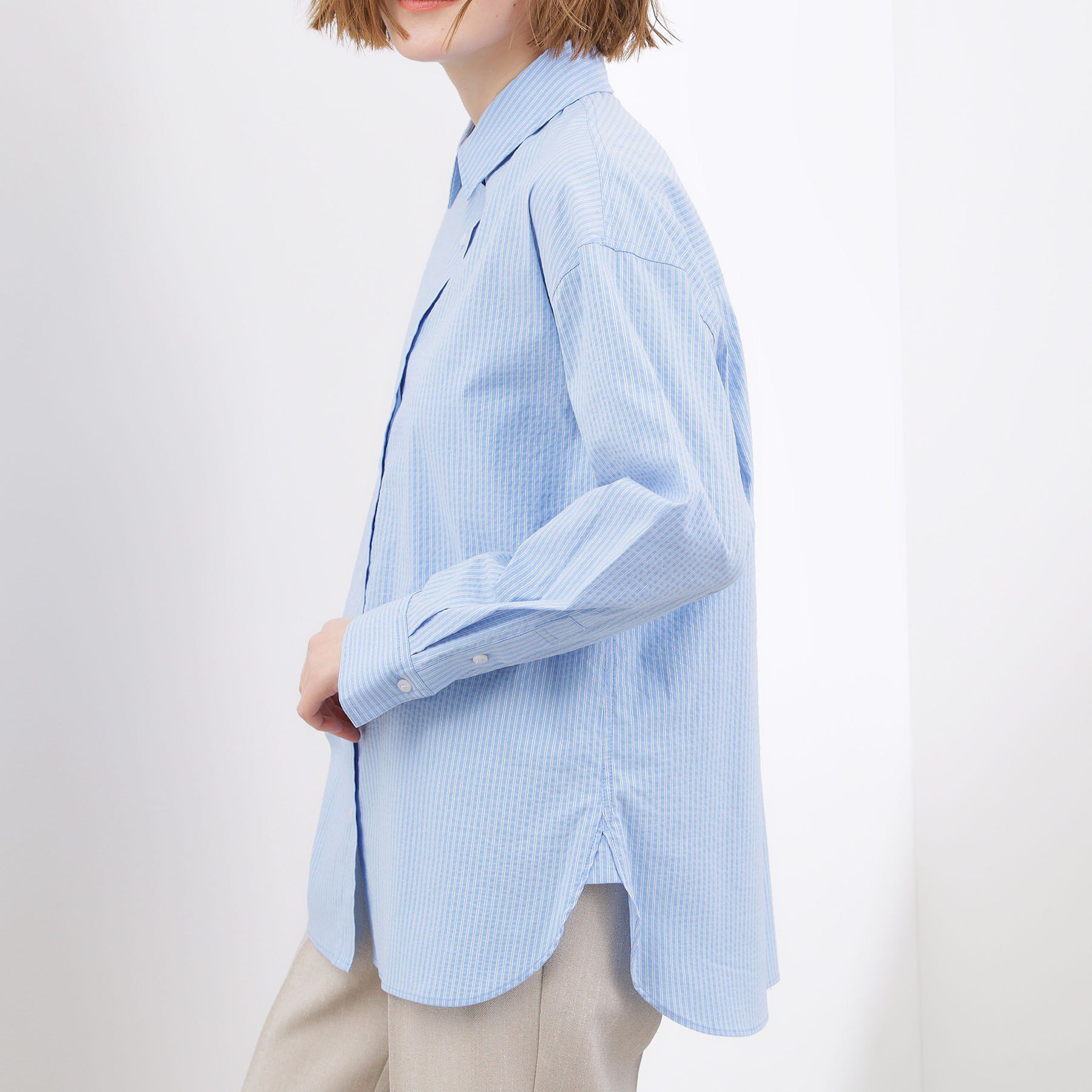 grove「【貴島明日香さん着用】一度着たら手放せない、驚きの伸びを備えたコットンナイロンストレッチシャツ」|シャツ・ブラウス|