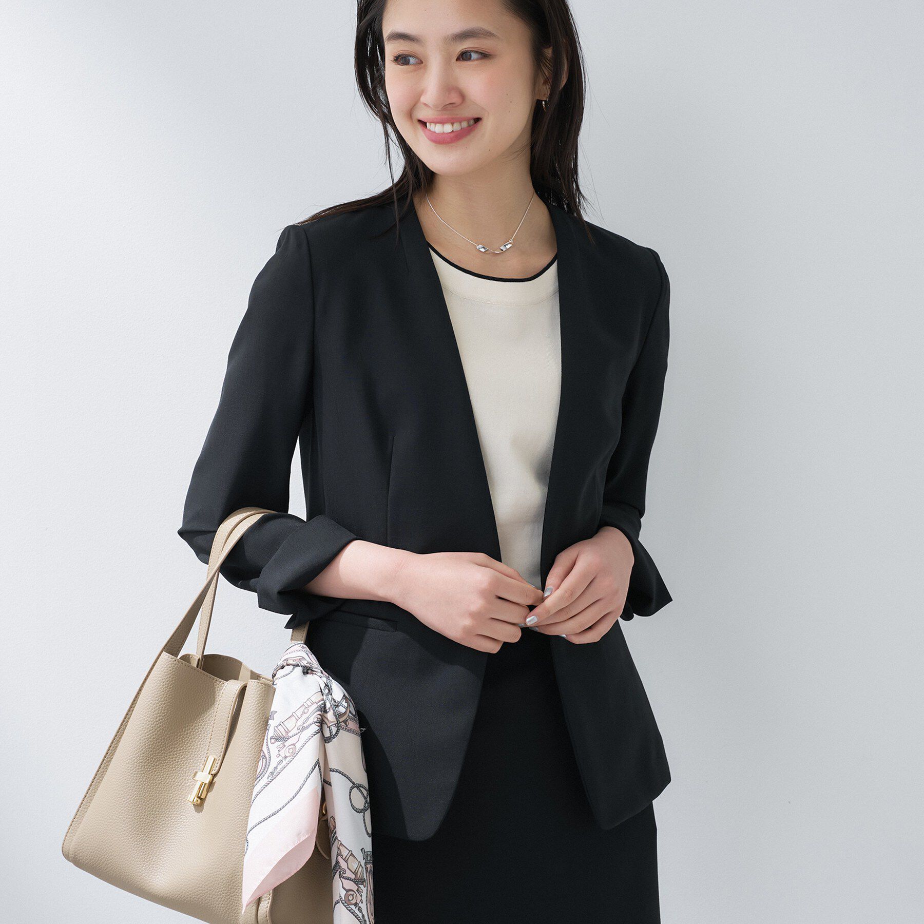 INDIVI「【定番スーツ／UVケア／洗える】ウール調ノーカラージャケット」|スーツ|ブラック(019)