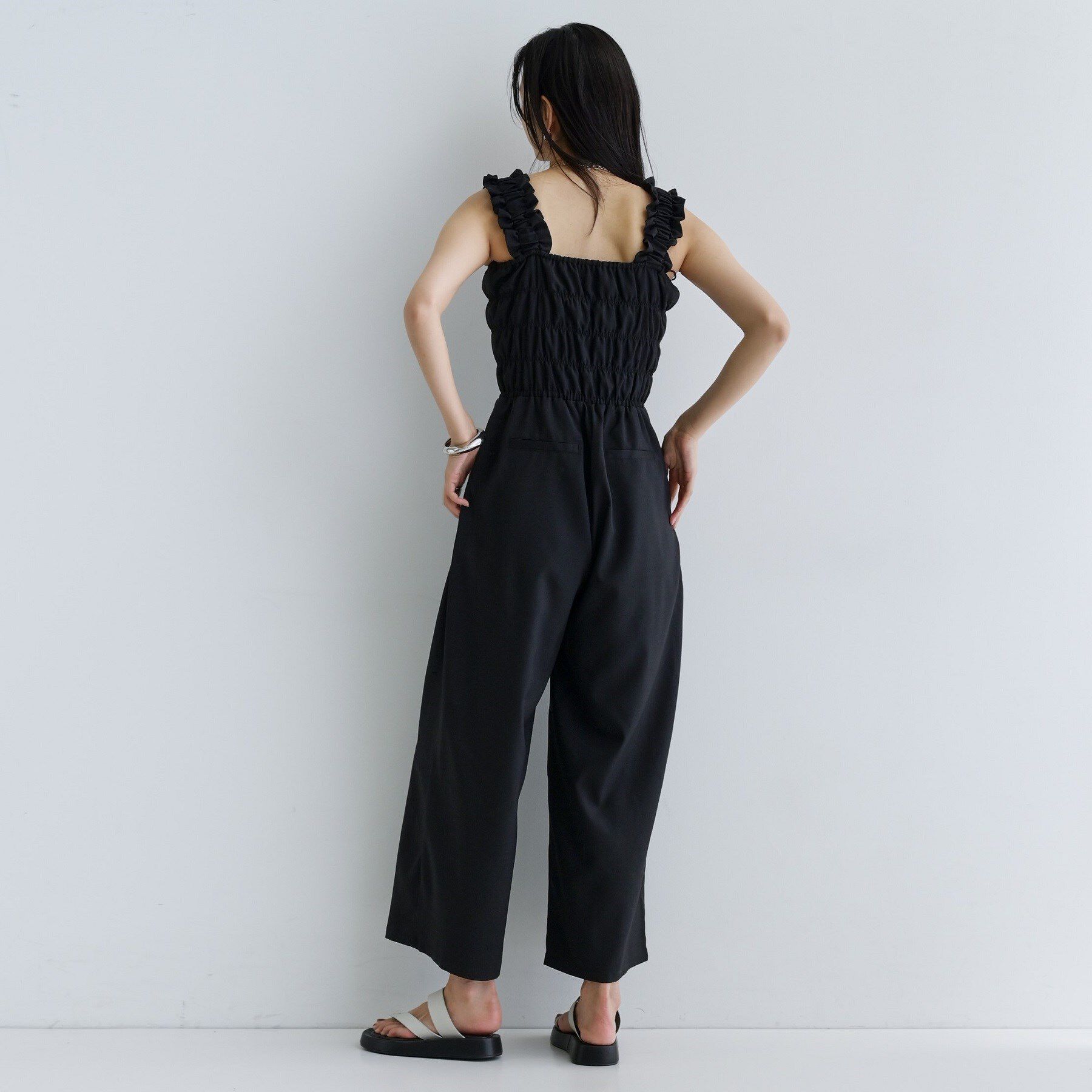 GALLEST「【一部店舗限定】ショルダーシャーリングサロペット」|オールインワン|