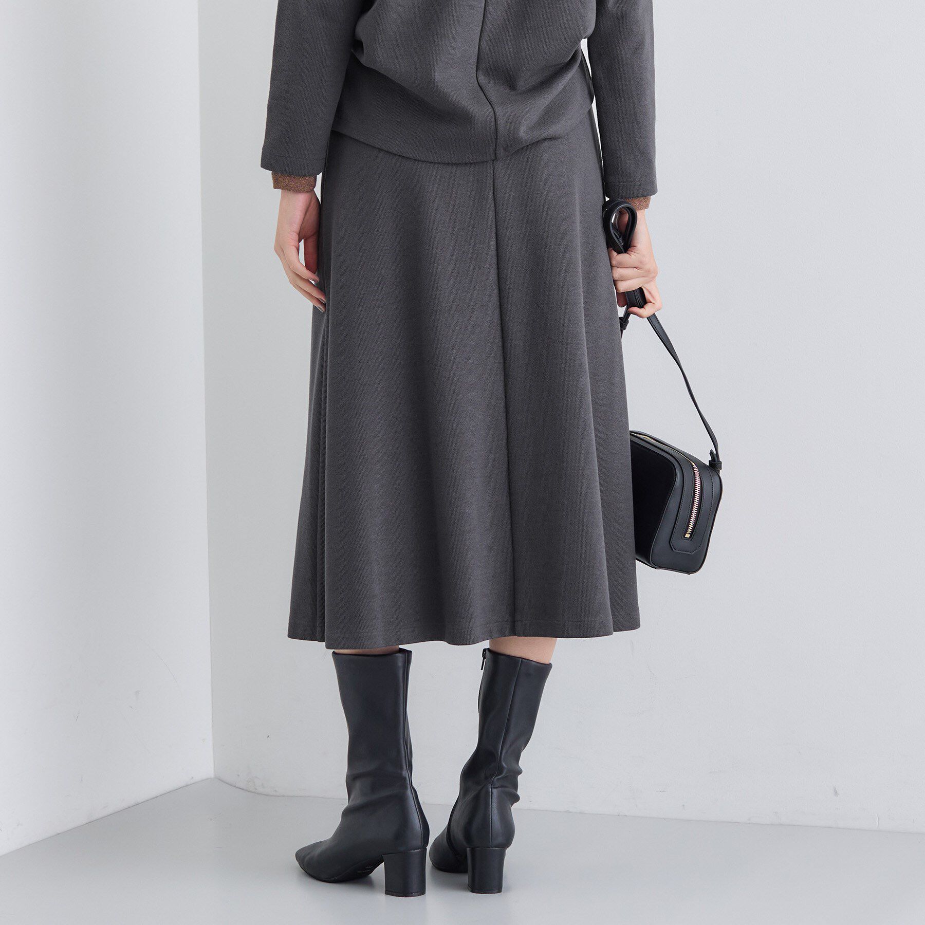 INDIVI「【SETUP可能／洗える／UVケア】ライトジャージ セミフレアスカート」|スカート|