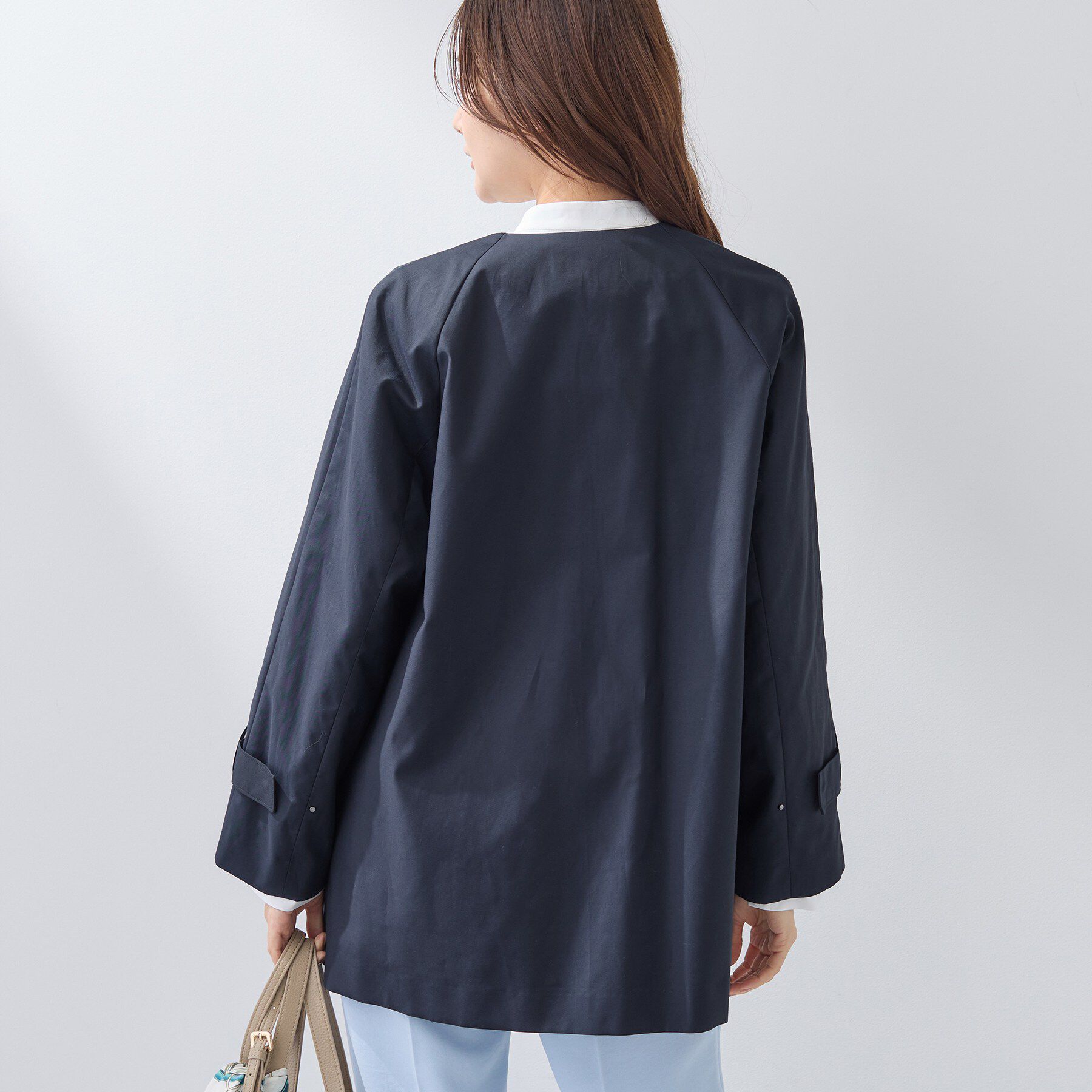 INDIVI「【撥水/軽量】ミドル丈 ミニマルトレンチコート」|トレンチコート|