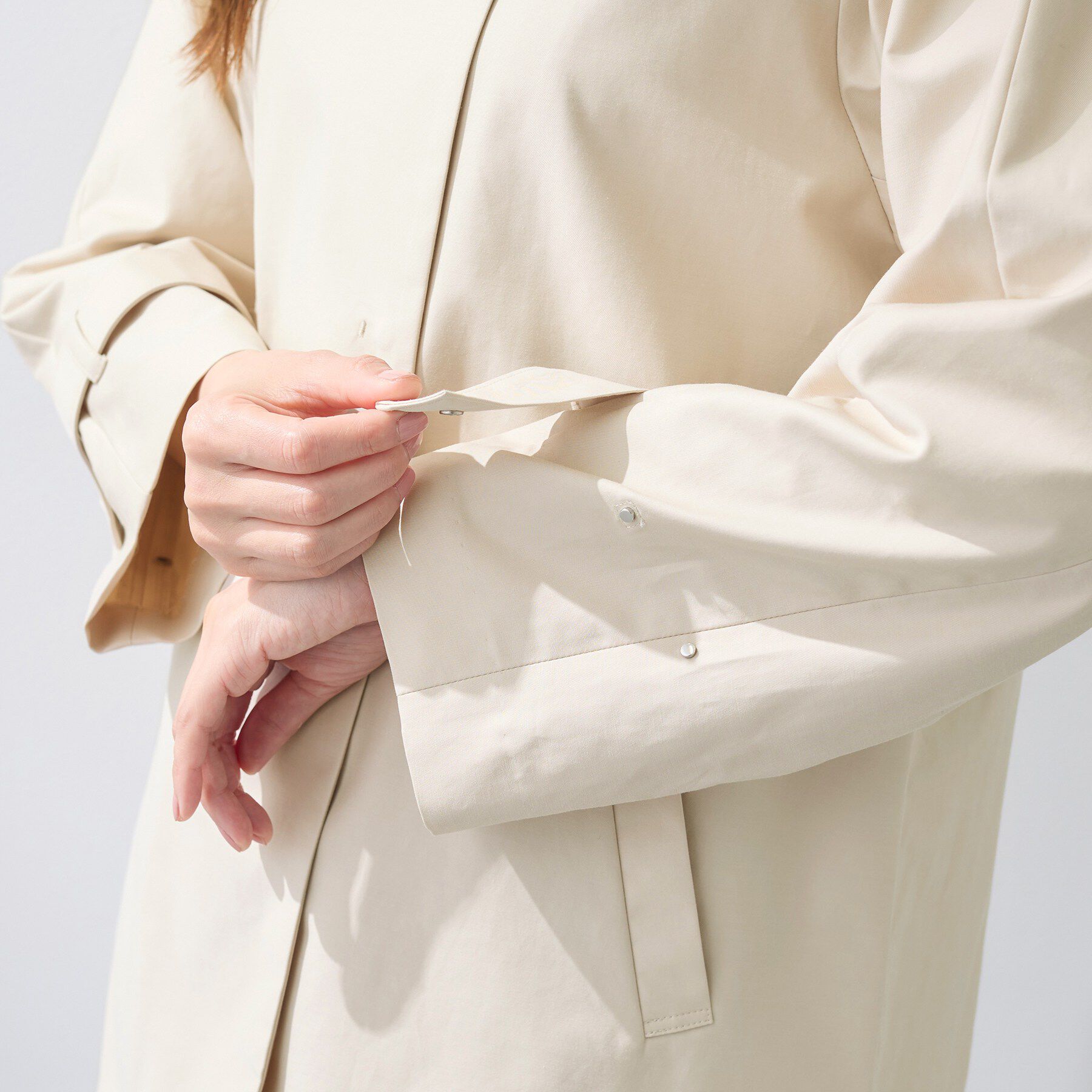 INDIVI「【撥水/軽量】ミドル丈 ミニマルトレンチコート」|トレンチコート|