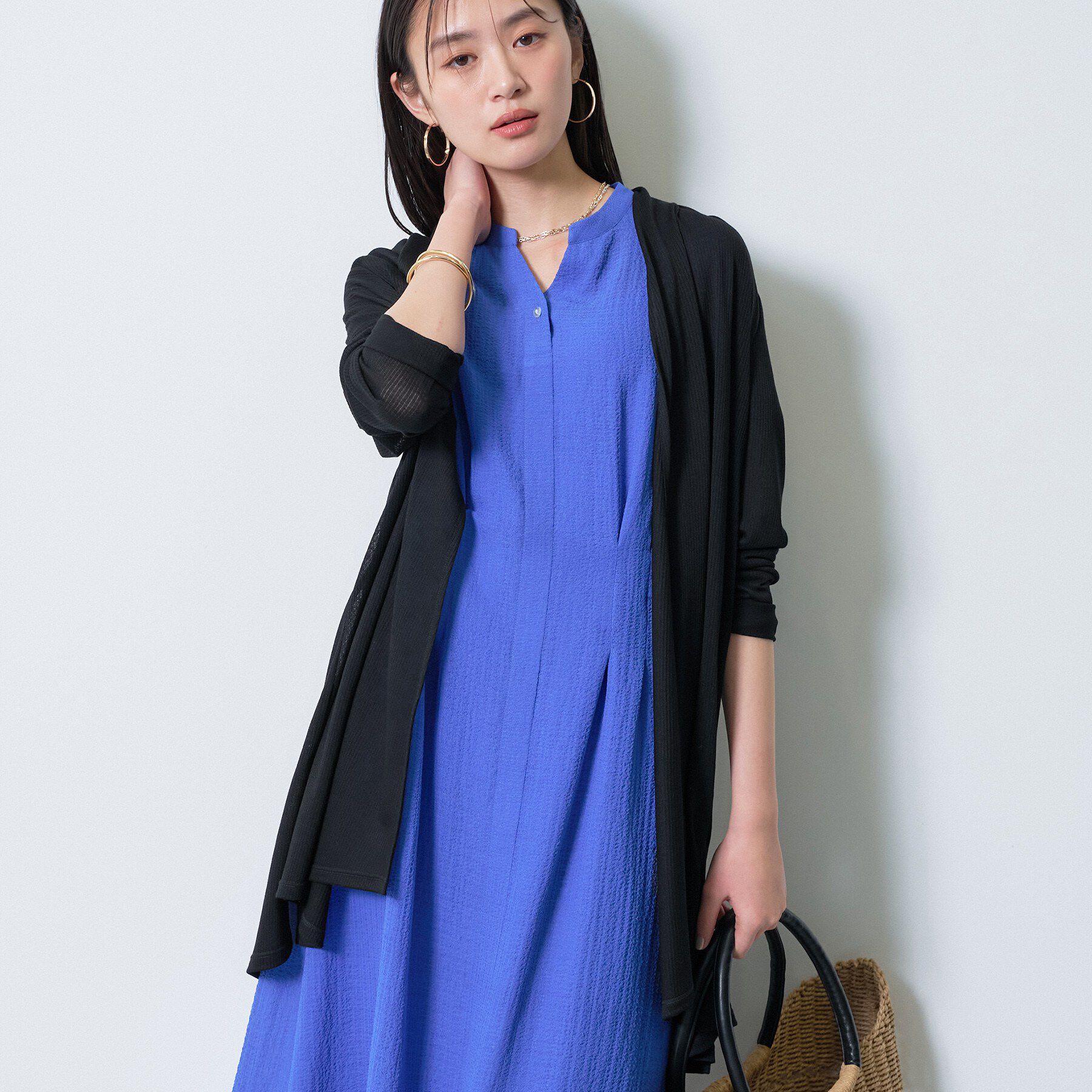 INDIVI「【洗える／アンサンブル可能】シアースストライプカーディガン」|カーディガン|ブラック(019)