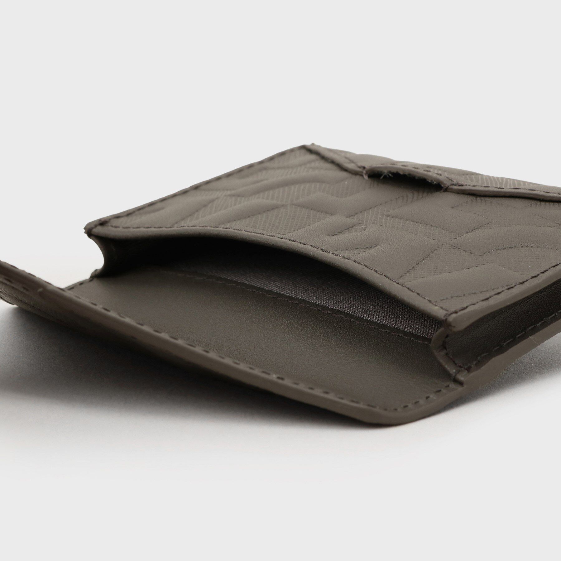 TAKEO KIKUCHI「パズルエンボス　名刺入れ」|名刺入れ・カードケース|