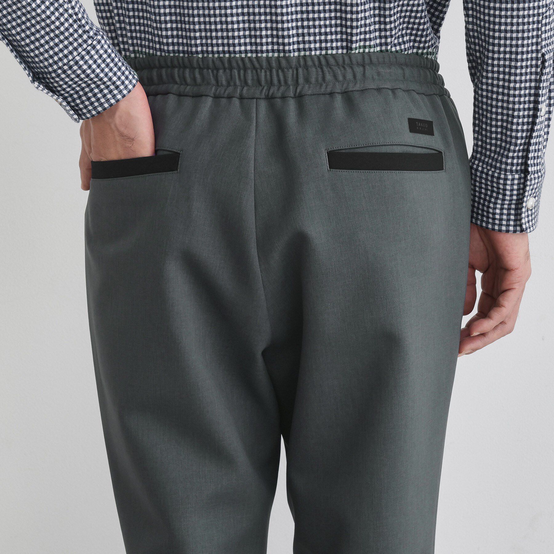 TAKEO KIKUCHI「【JUST ONE LAYER】ダウンファブリック イージーパンツ」|その他|