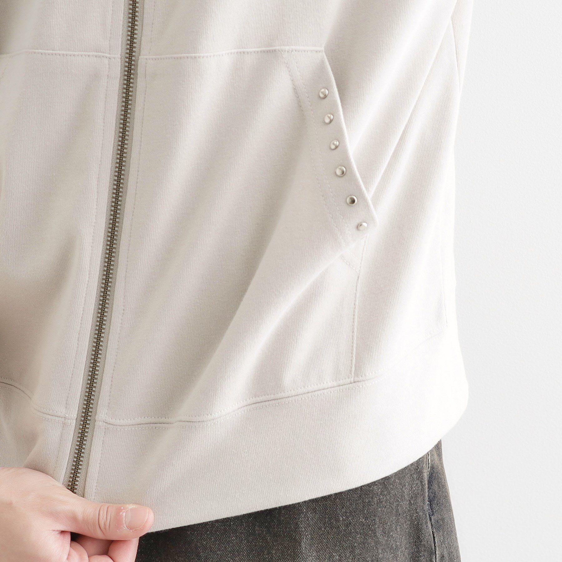 tk.TAKEO KIKUCHI「スタッズ ダブルZIPパーカ」|パーカー|