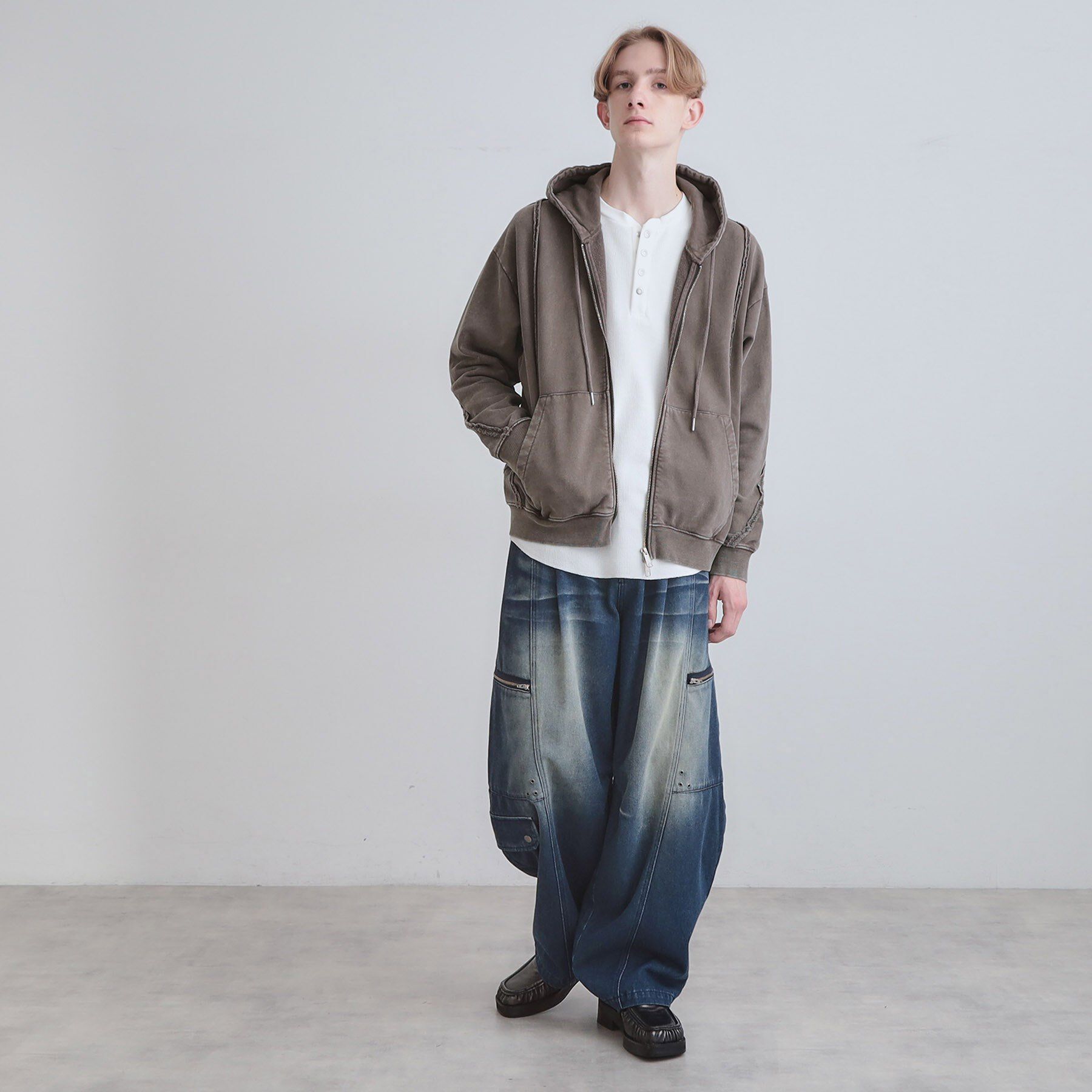 tk.TAKEO KIKUCHI「ヘヴィウェイトヴィンテージジップパーカ」|パーカー|