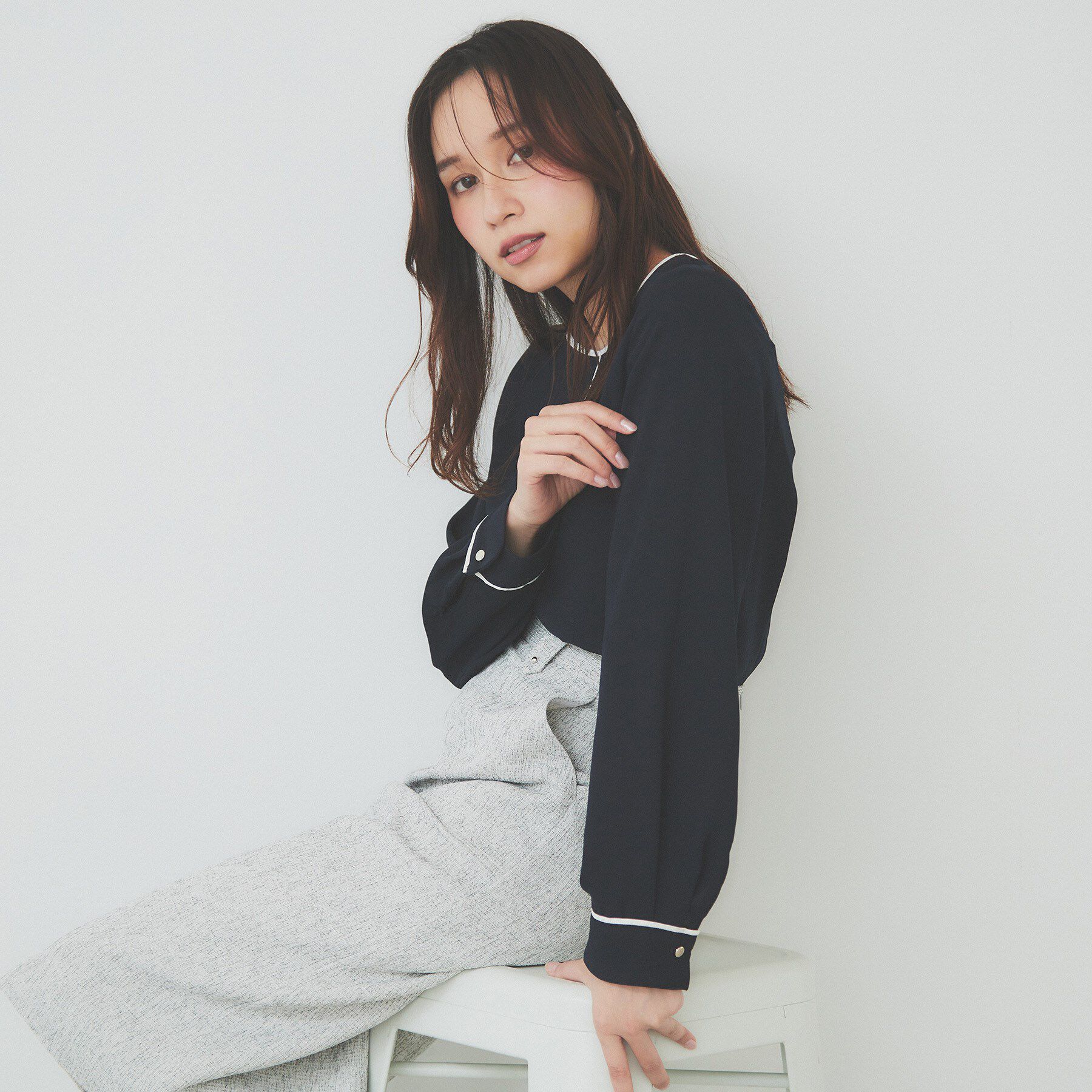 index「バイカラーパイピングブラウス【洗濯機洗い可】」|シャツ・ブラウス|