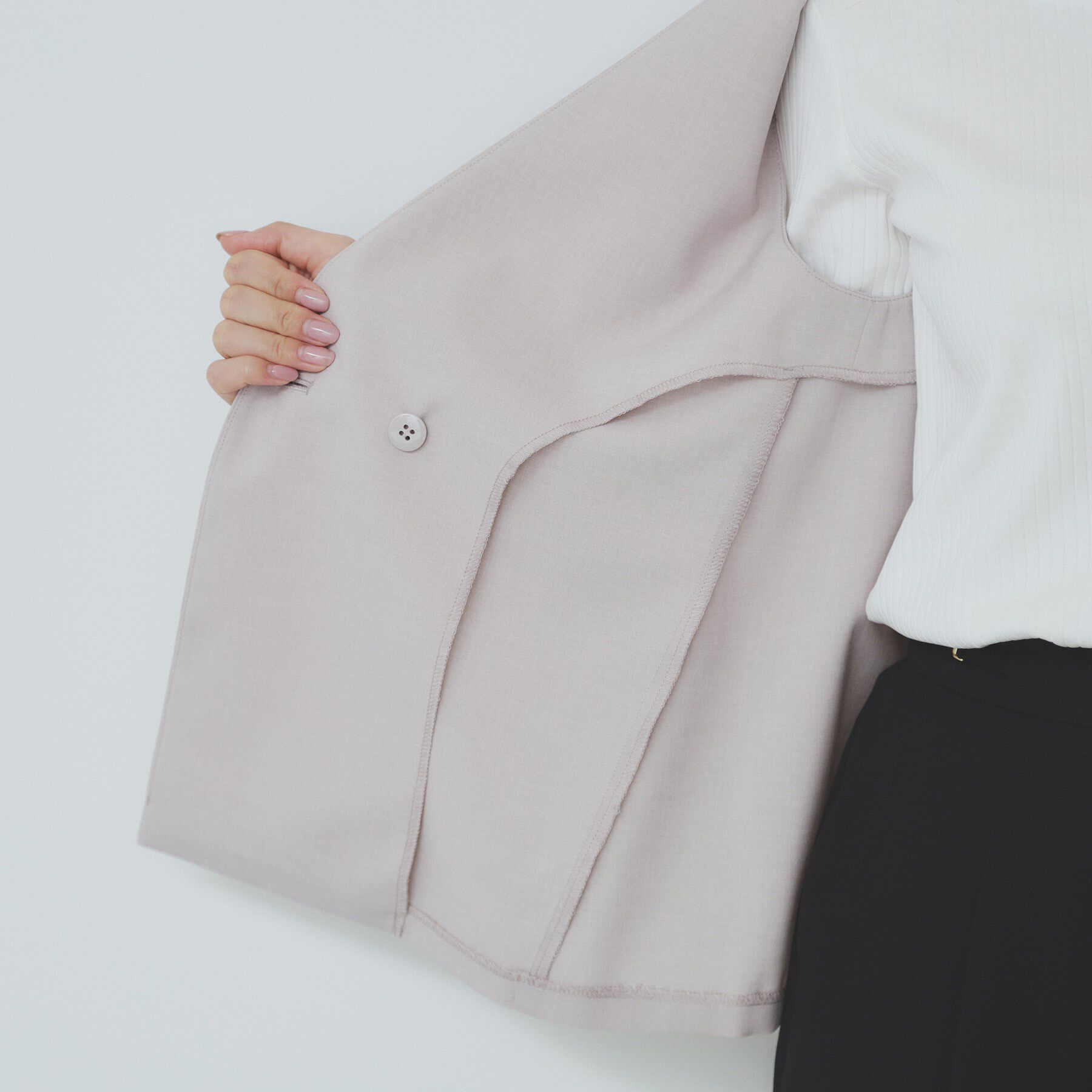 index「バックフリルデザインジレ/セットアップ可【洗濯機洗い可/接触冷感/吸水速乾/ストレッチ】」|ベスト・ジレ|