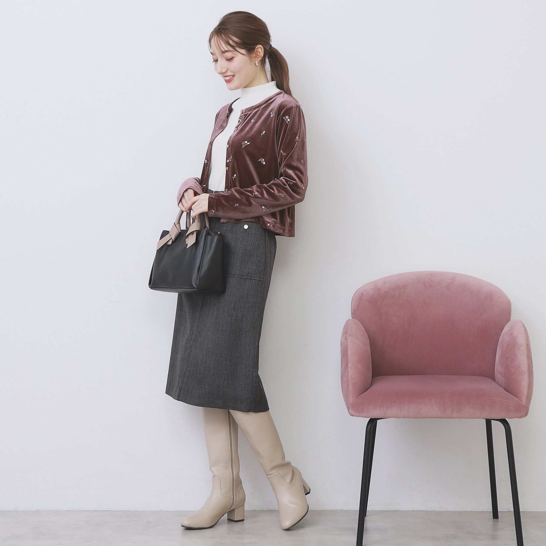 index「小花刺繍ベロアショートカーディガン【洗濯機OK】」|カーディガン|