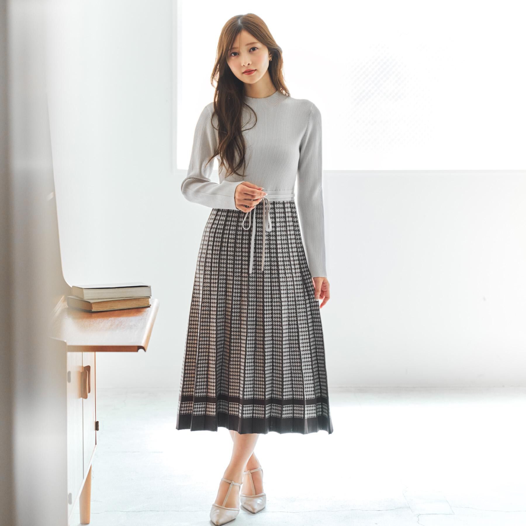 index「千鳥チェックバイカラーニットワンピース【洗濯機OK/抗ピル】」|ワンピース|