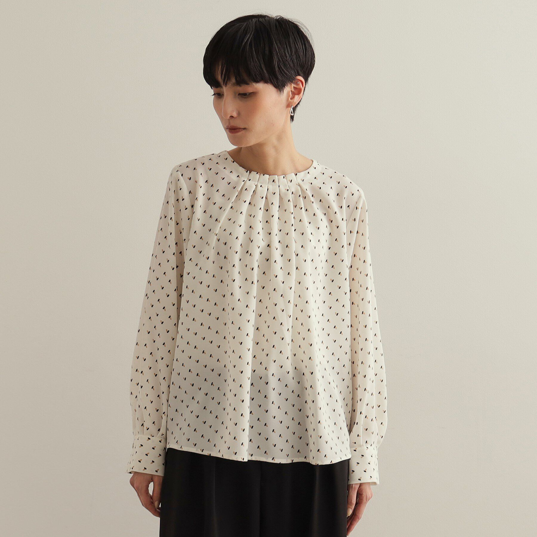 OPAQUE.CLIP「タックジョーゼットブラウス【洗濯機洗い可】」|シャツ・ブラウス|