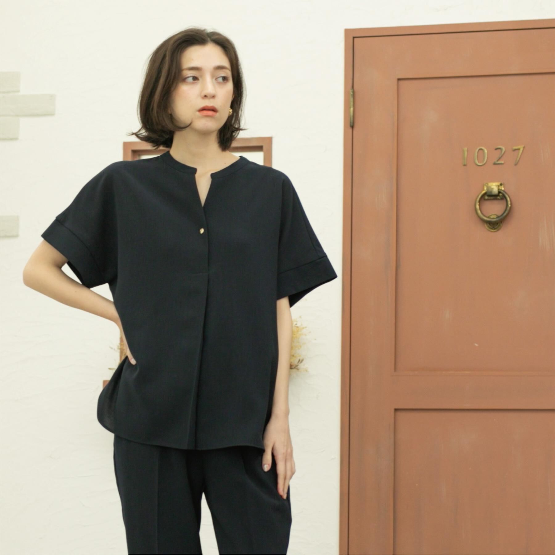 OPAQUE.CLIP「《5色展開/SS-LLサイズ》スキッパー金ボタンブラウス/セットアップ対応【防シワ/ストレッチ/洗濯」|シャツ・ブラウス|