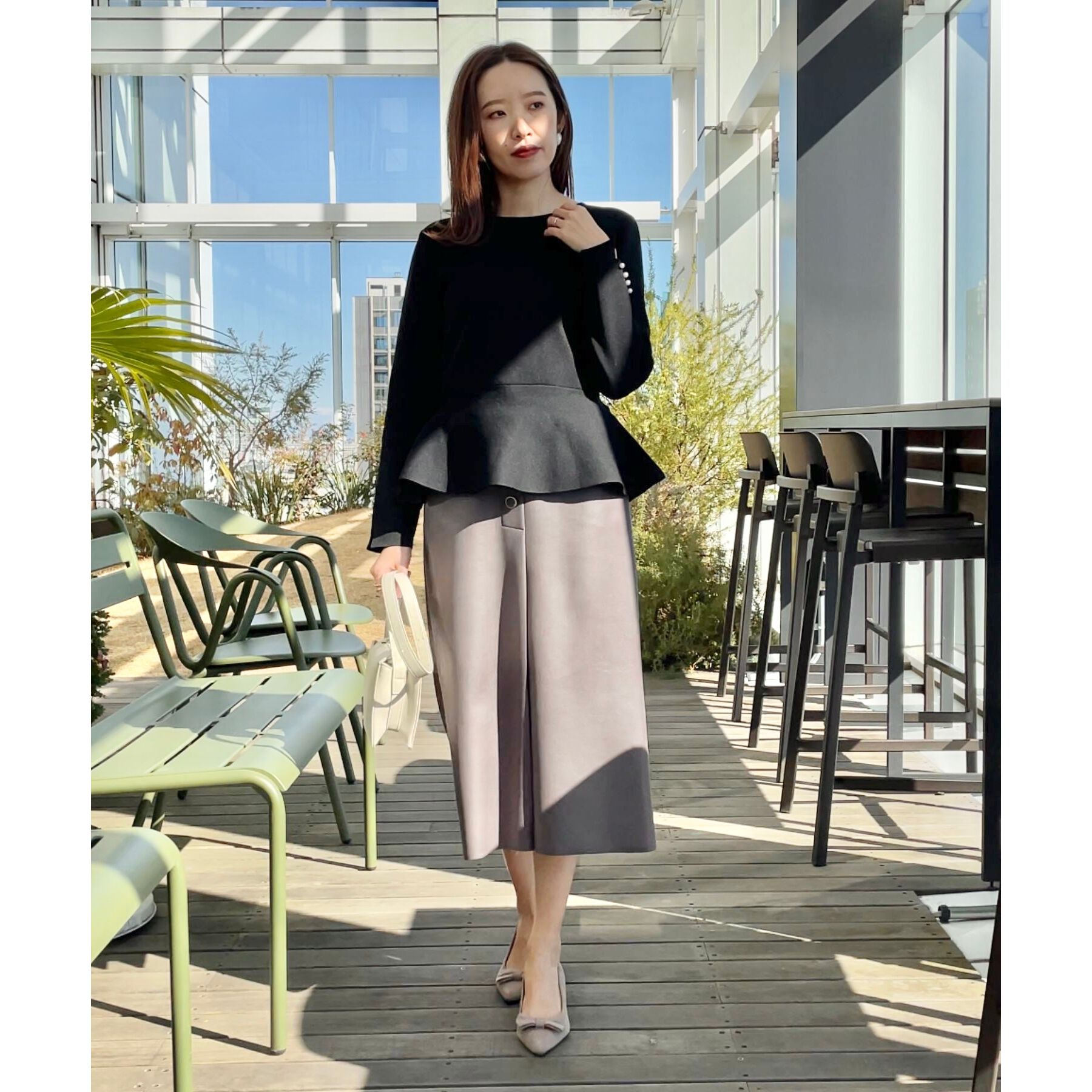 Couture broach「【大人可愛い・通勤】バックパール調ペプラムニット」|ニット・セーター|