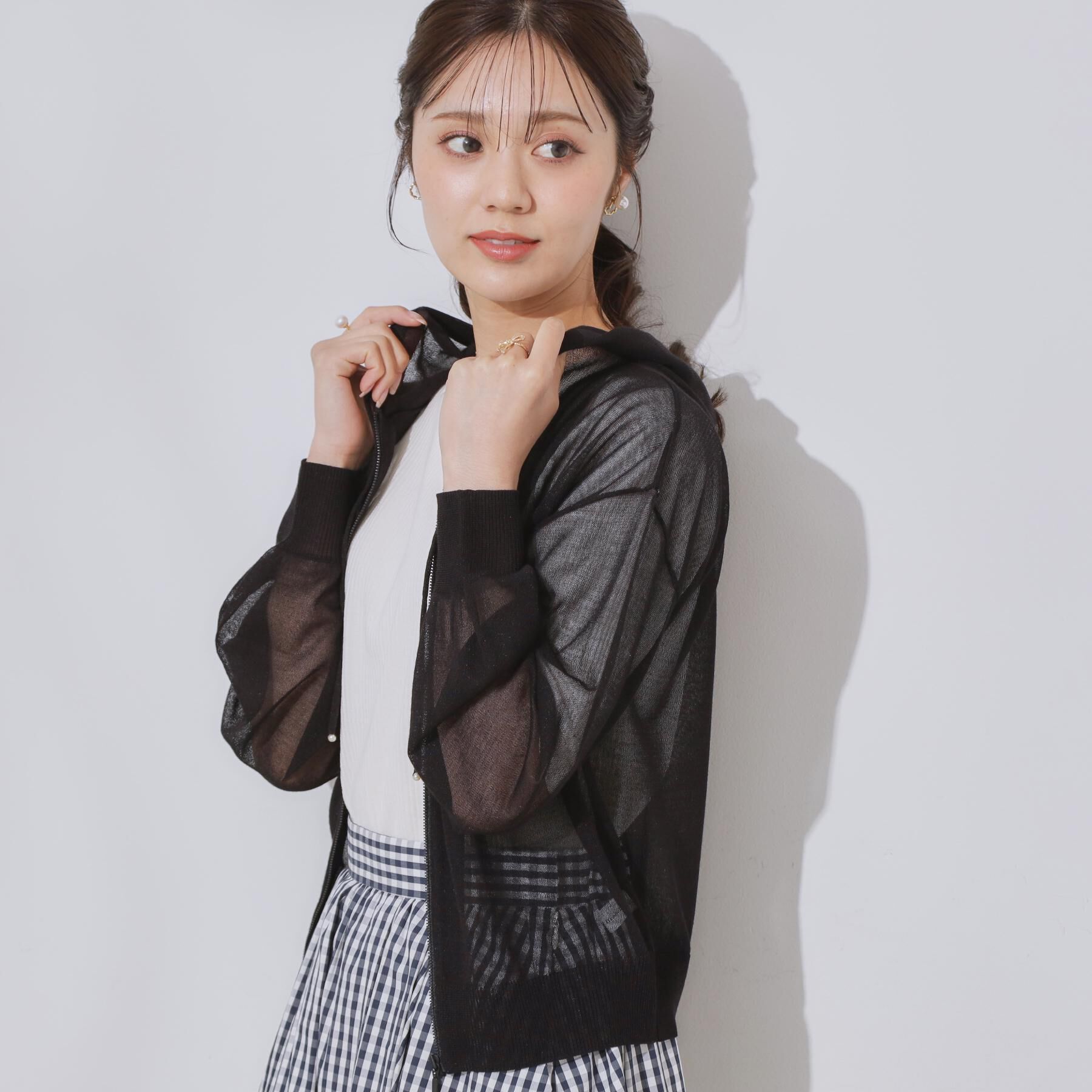 Couture broach「【上品な透け感・大人カジュアル】シアージップアップフーディー」|パーカー|