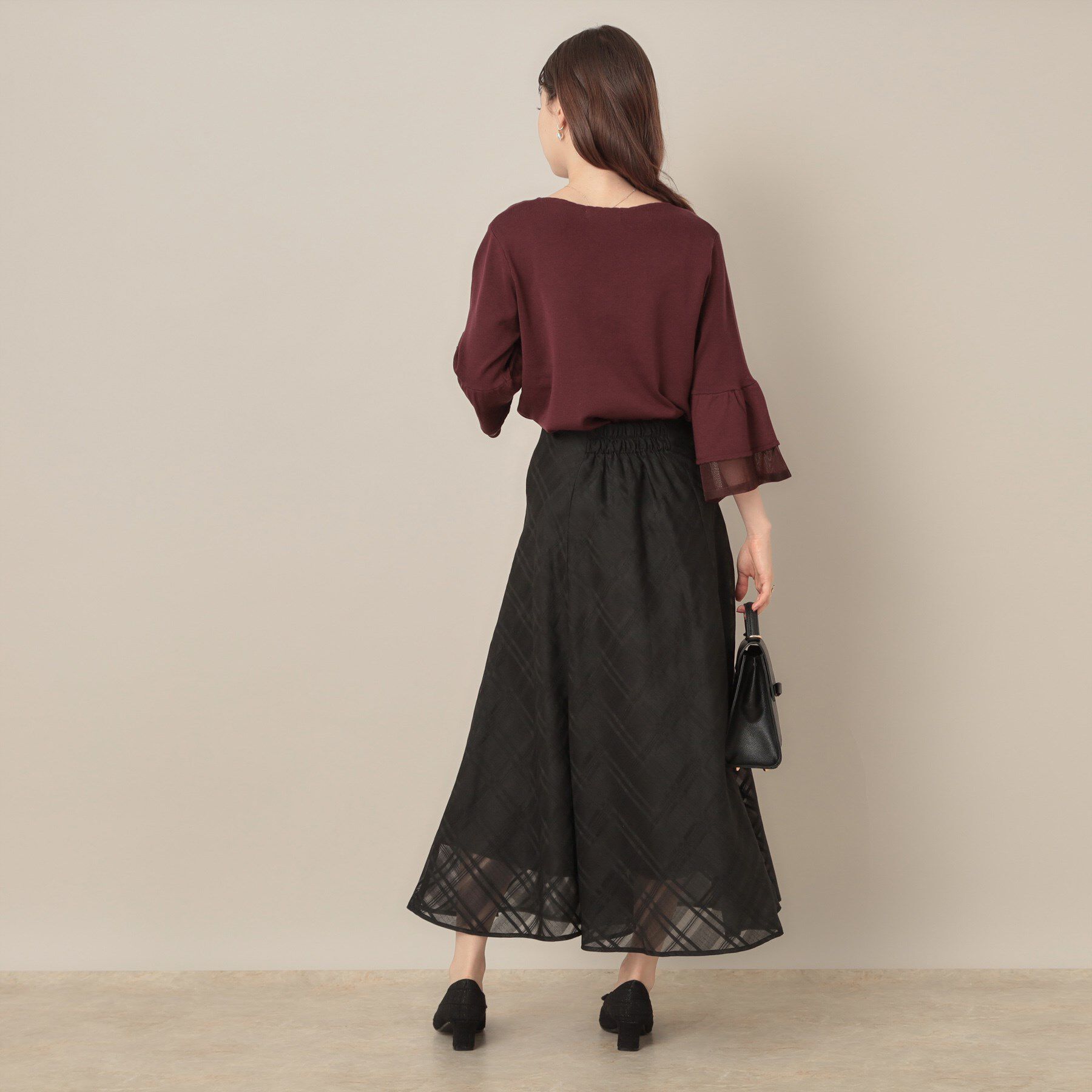 Couture broach「【フェミニン・着映え・通勤】シアーフレアー袖ニットトップス」|ニット・セーター|