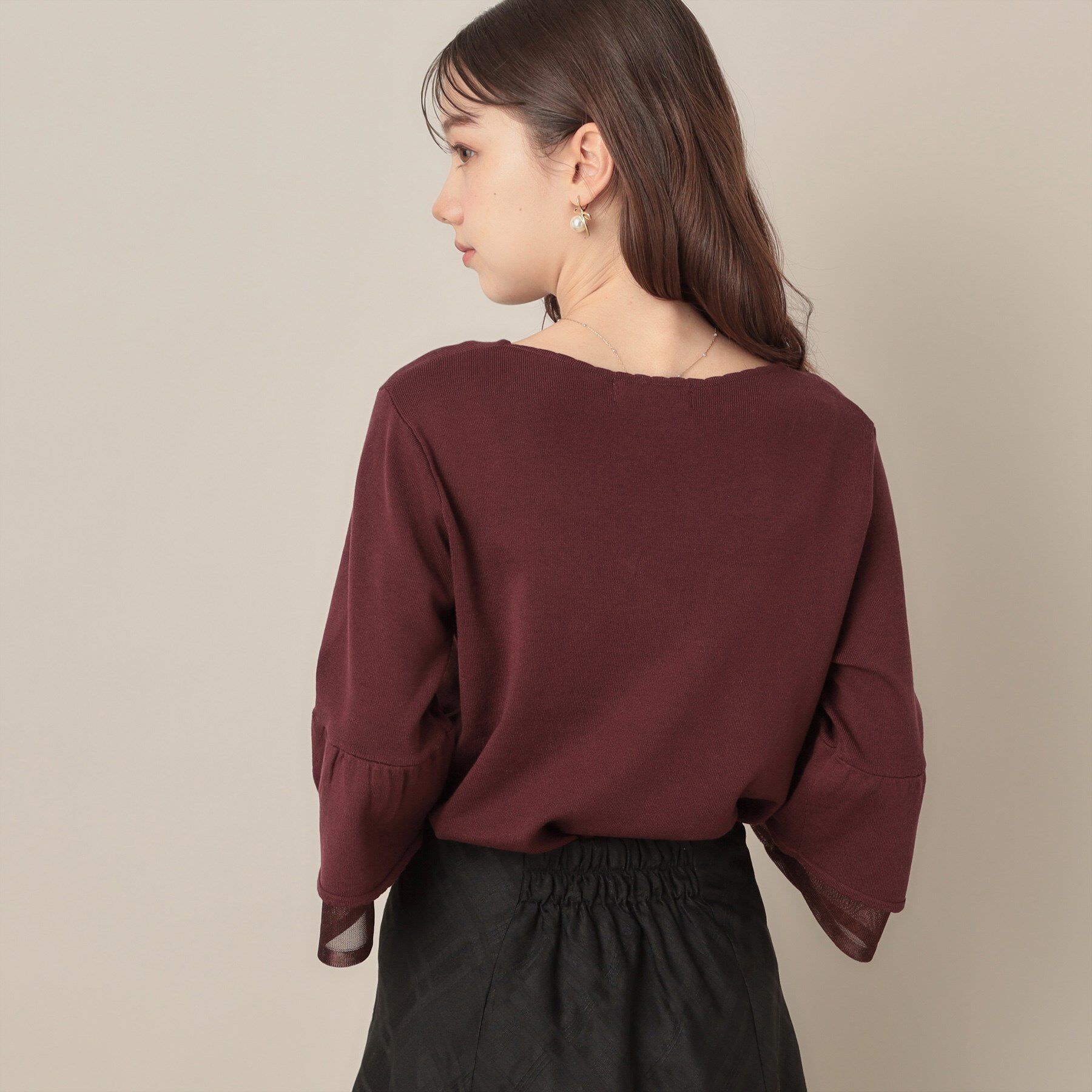 Couture broach「【フェミニン・着映え・通勤】シアーフレアー袖ニットトップス」|ニット・セーター|