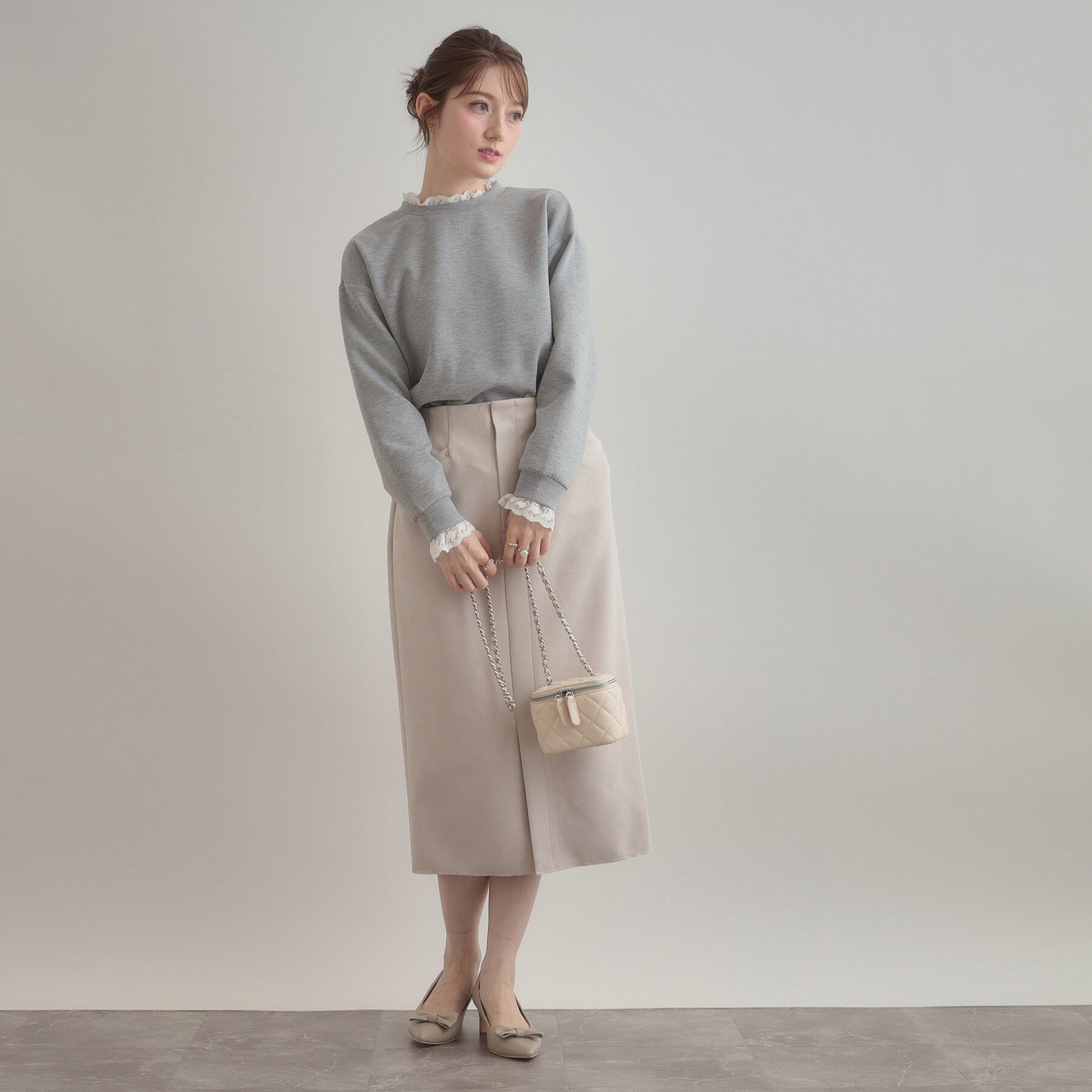 Couture broach「【大人可愛い・きれいめ】フリルデザインダンボールプルオーバー」|Tシャツ・カットソー|