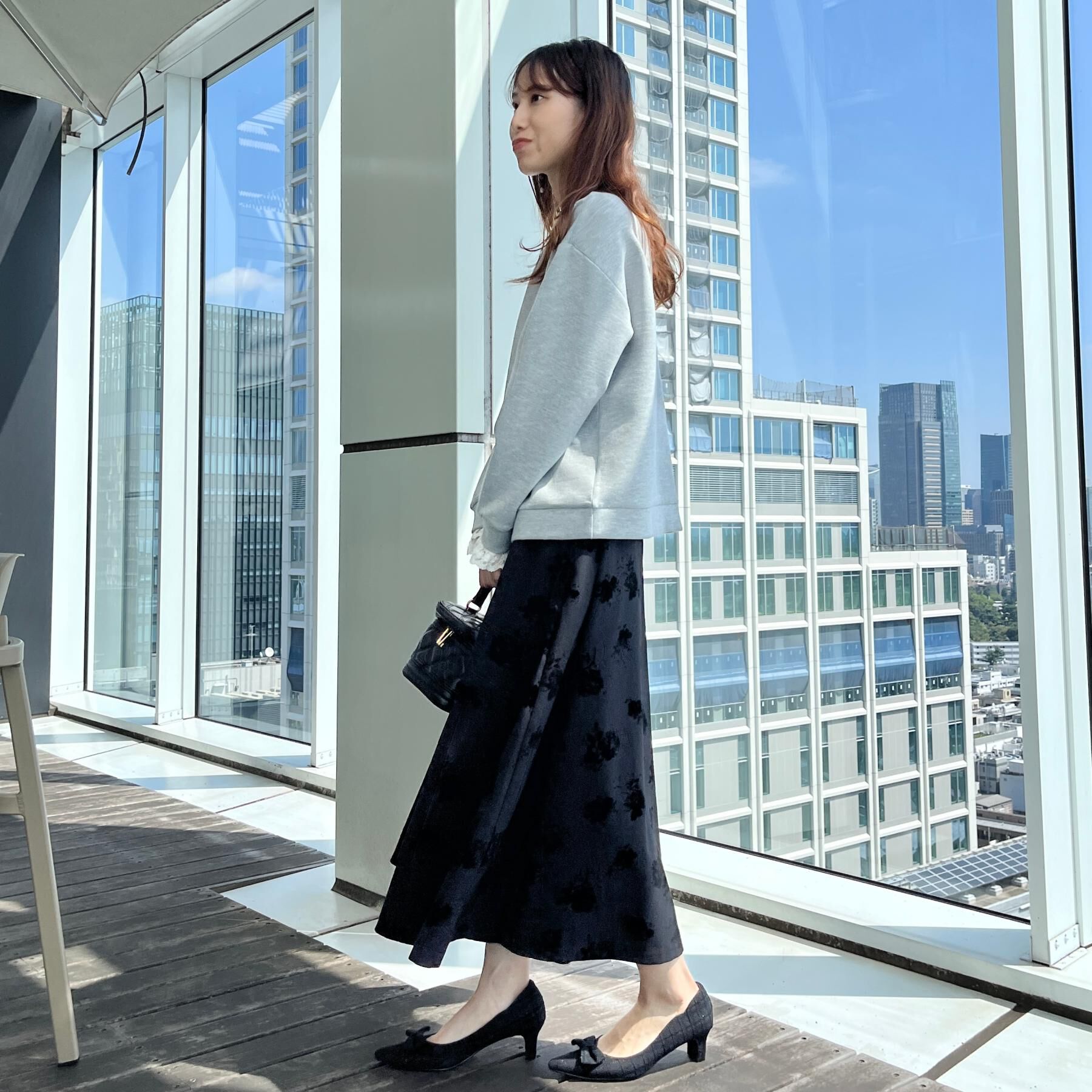 Couture broach「【大人可愛い・きれいめ】フリルデザインダンボールプルオーバー」|Tシャツ・カットソー|